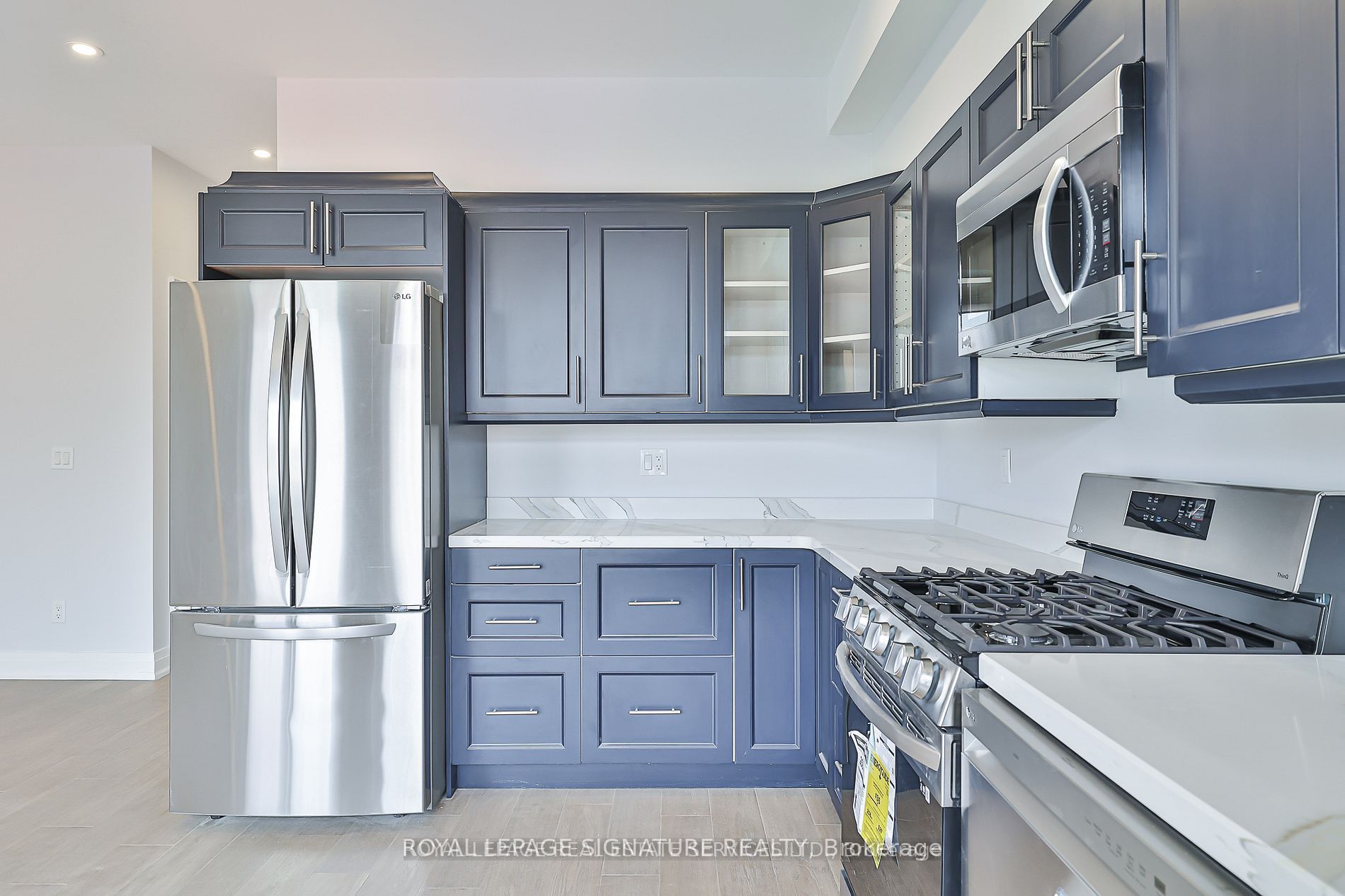 Unit Main - 60 Belvidere Avenue, Toronto 5