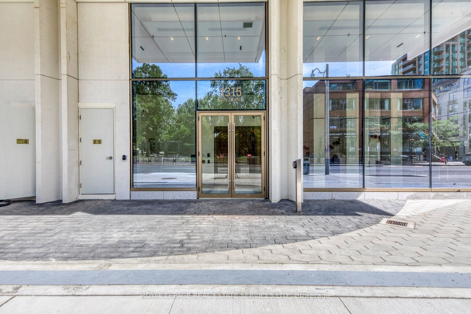 Unit 806 - 1315 Bay Street, Toronto 2