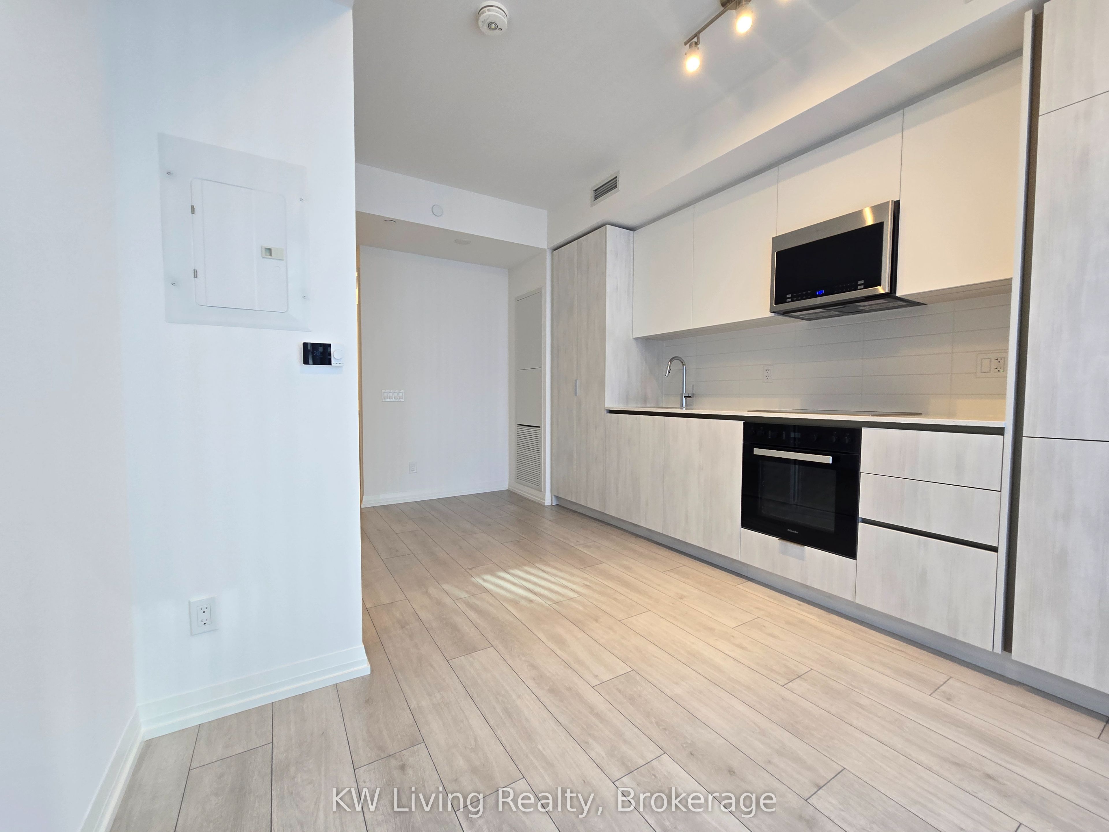 Unit 2816 - 400 King Street W, Toronto 3