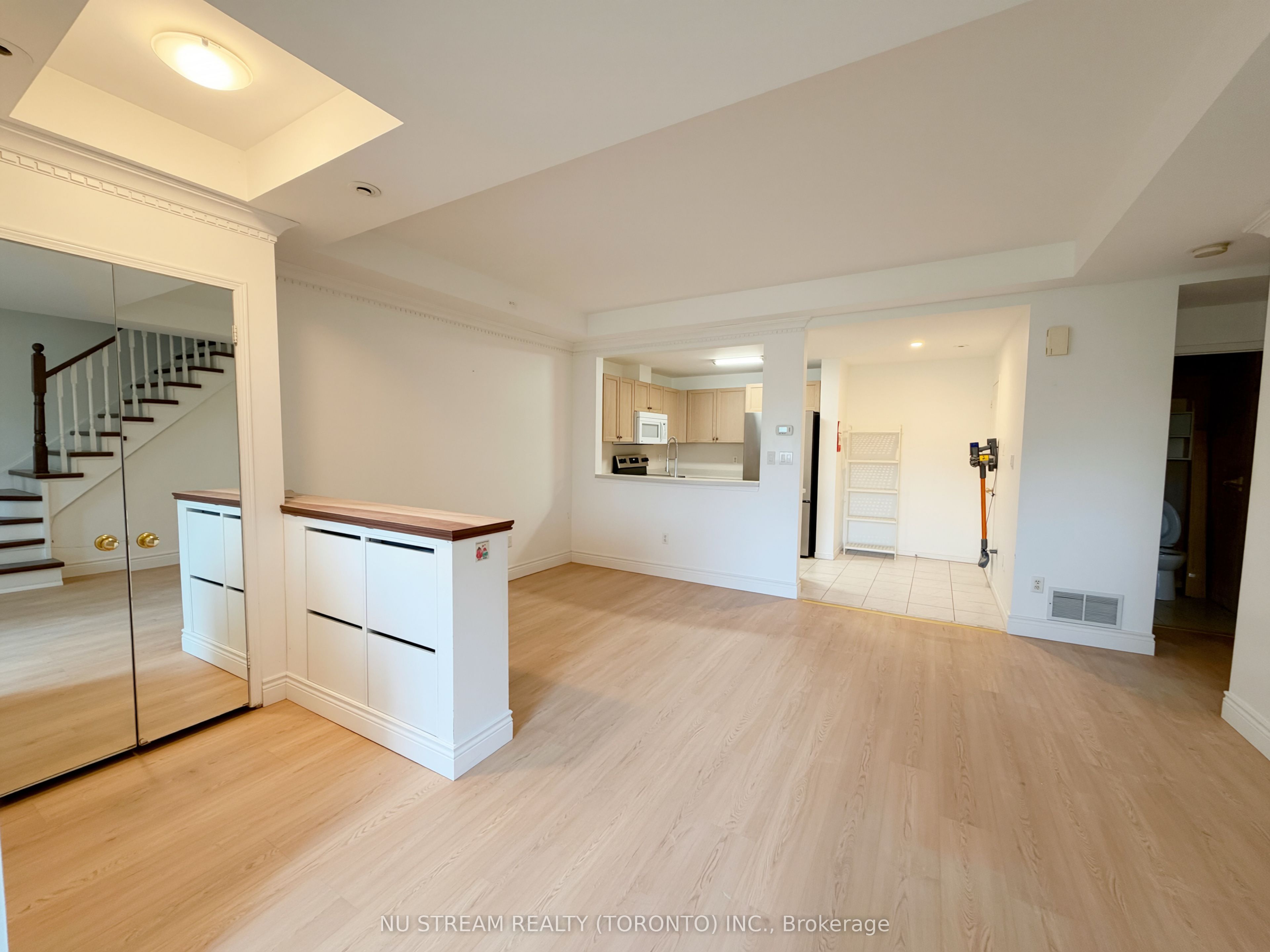 Unit A11 - 108 Finch Avenue W, North York 3