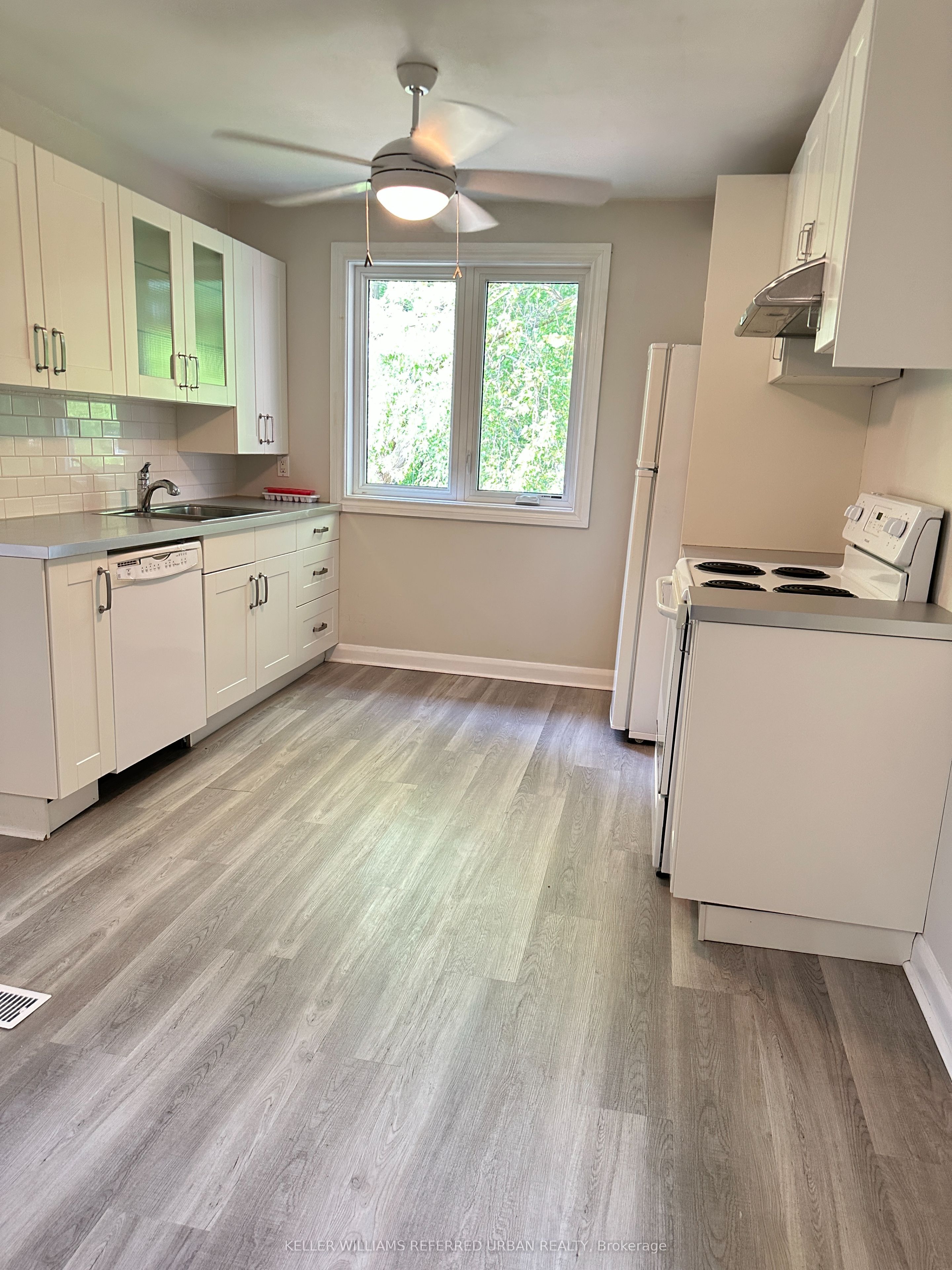 Unit 2nd floor - 407 Woodbine Avenue, Toronto 5