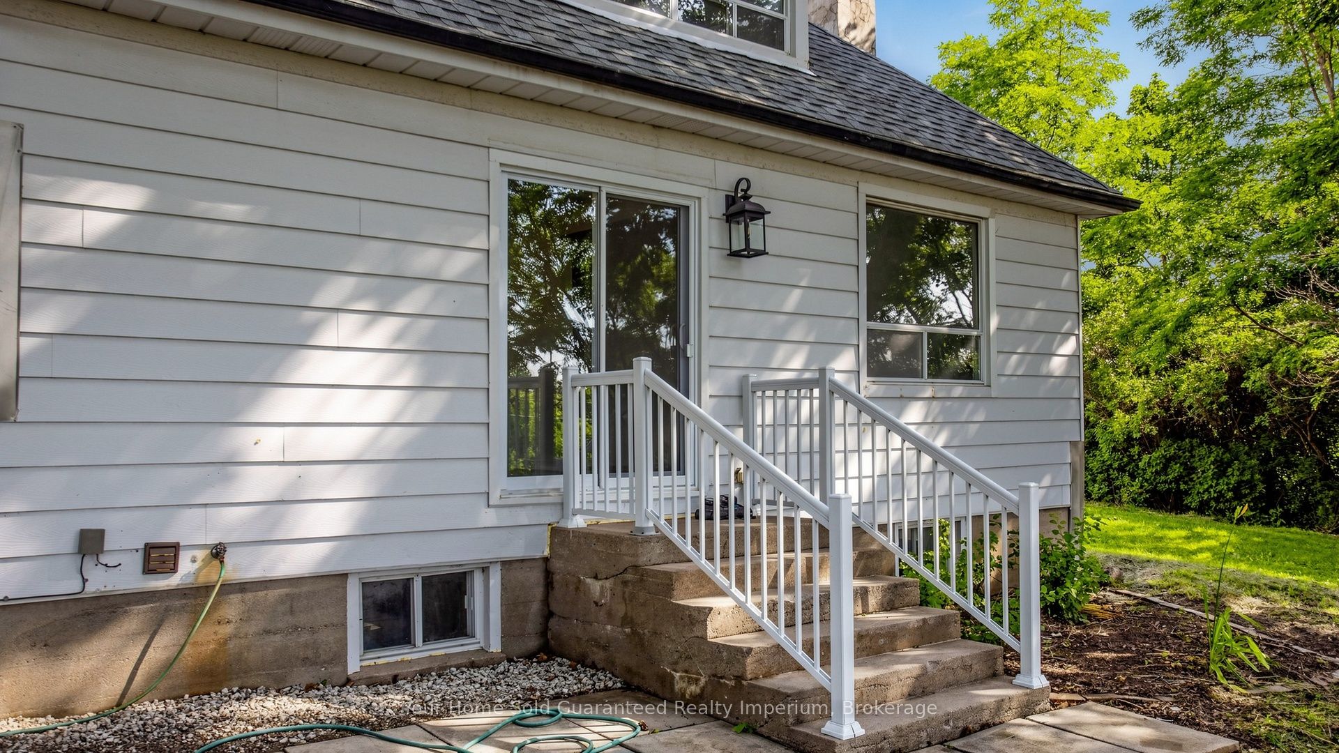 2060 Highway 7 Highway, Pickering 4