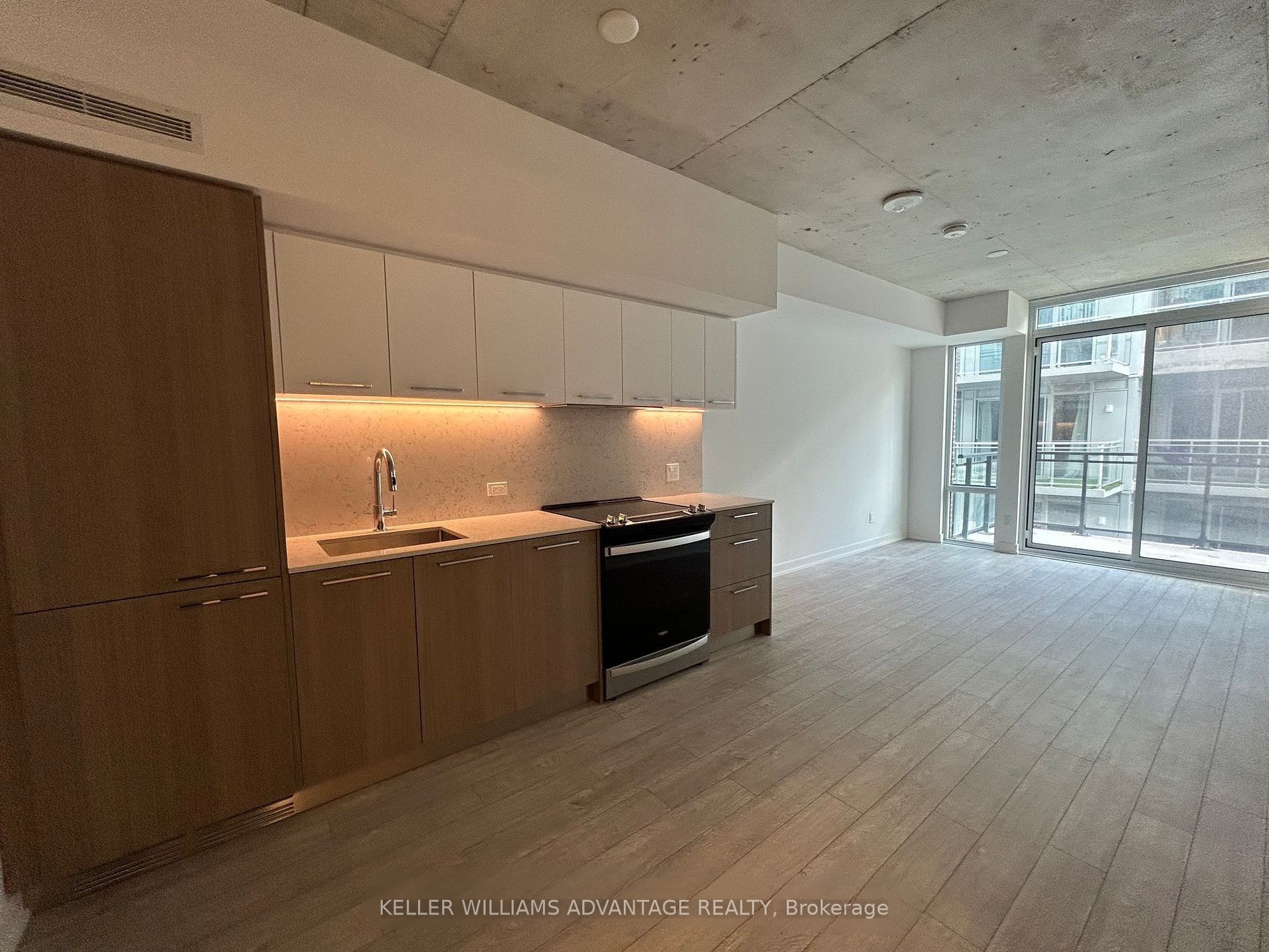 Unit 407 - 45 Baseball Place, Toronto 2
