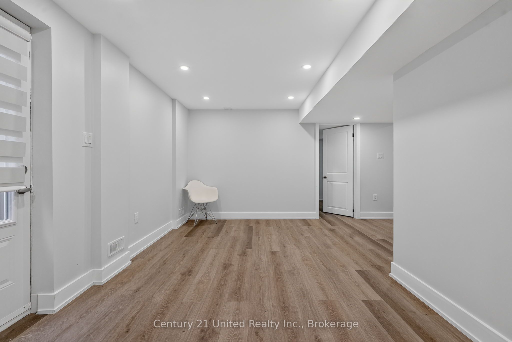 Unit 2 (lower level) - 1040 Suddard Avenue, Oshawa 5