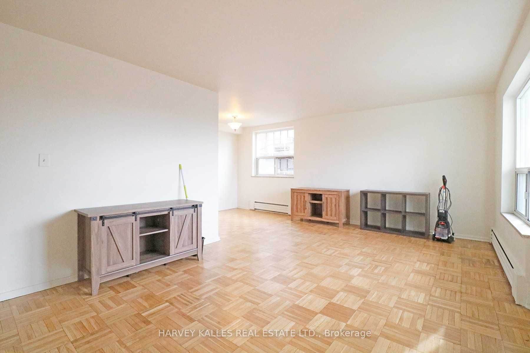 Unit 303 - 1751 Victoria Park Avenue, Scarborough 3
