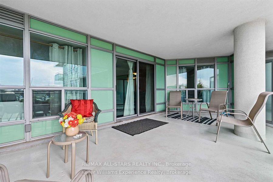 Unit 201 - 60 Fairfax Crescent, Scarborough 4