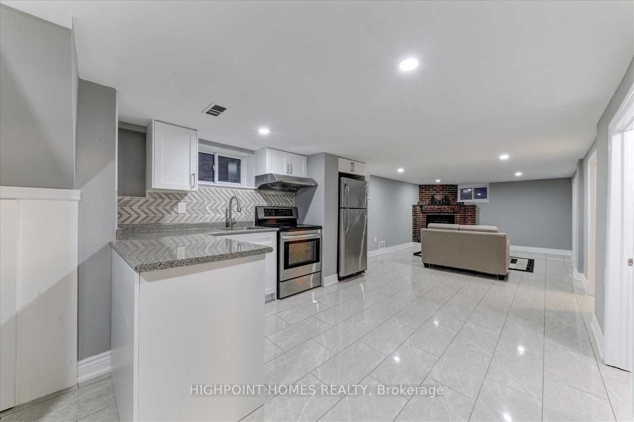 Unit Bsmt - 25 Surrey Avenue, Scarborough 3