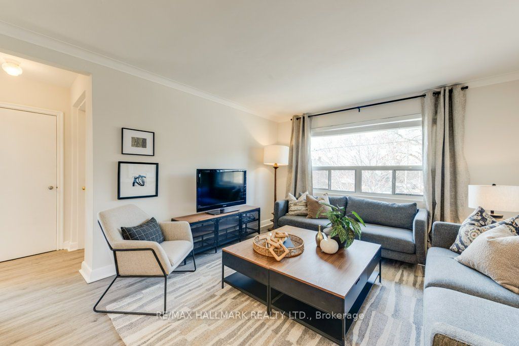 Unit Upper - 225 Woodville Avenue, Toronto 3