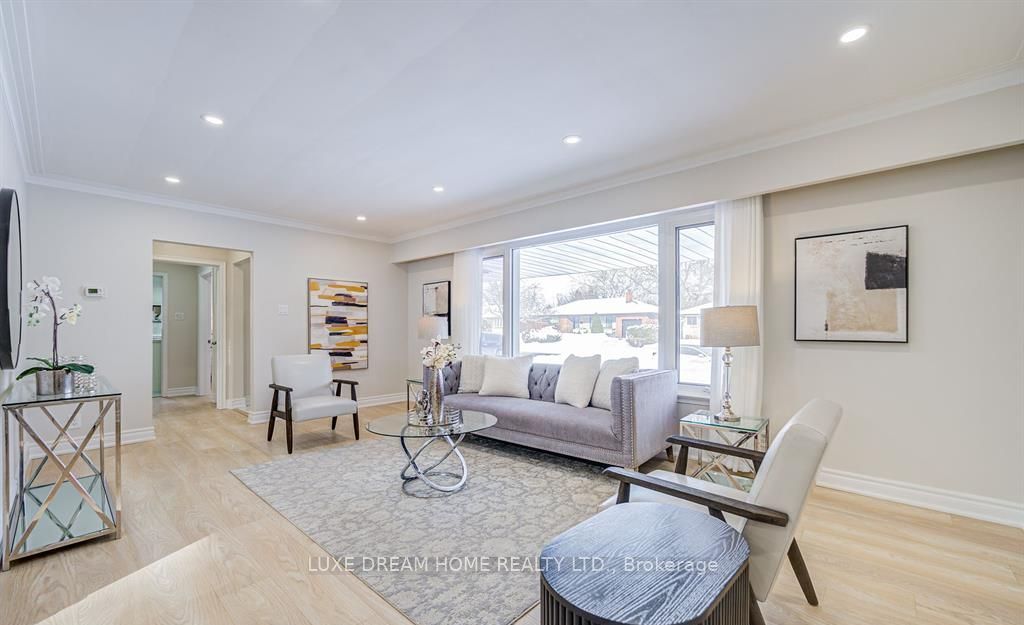 834 Law Street, Oshawa 5