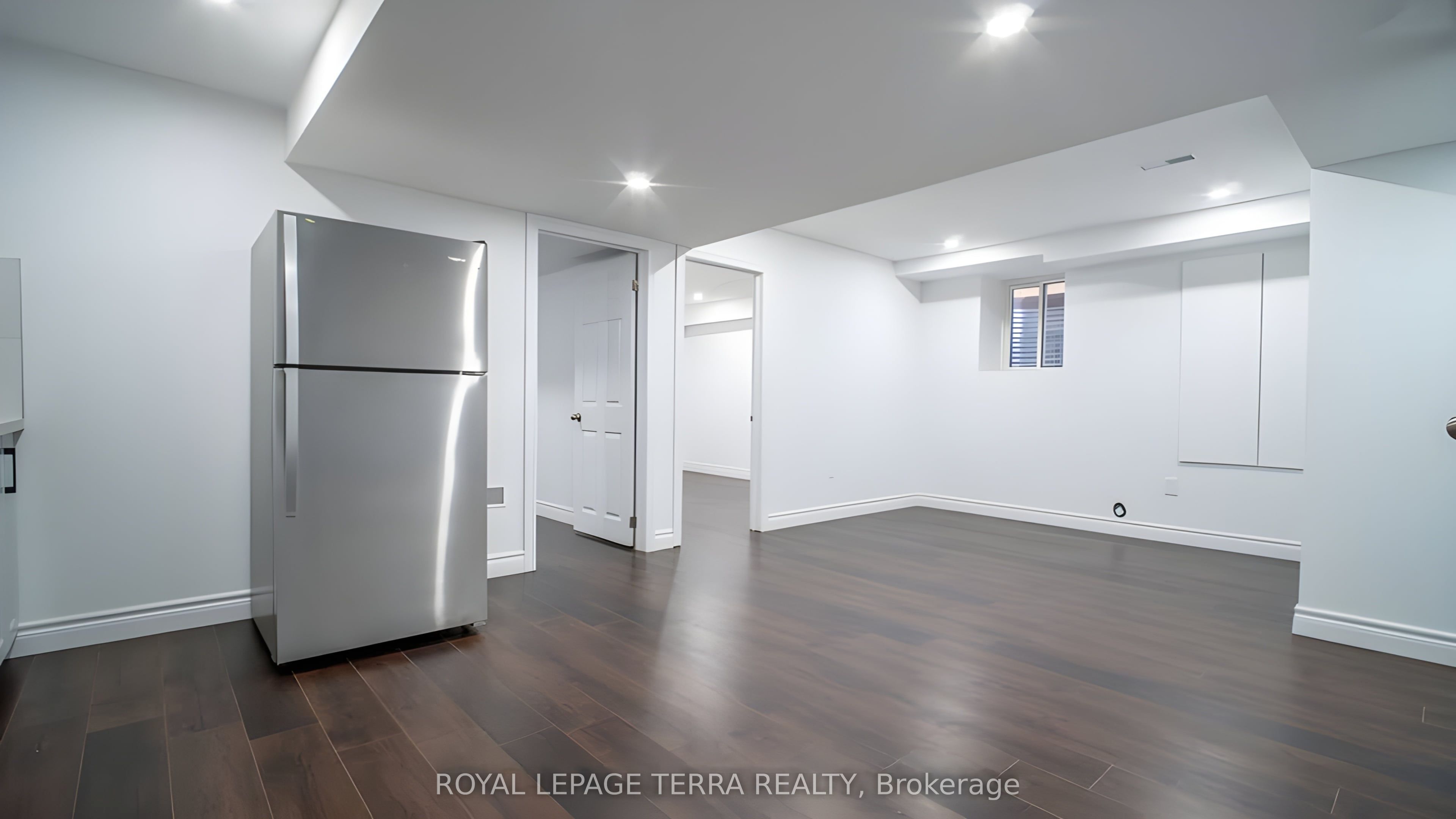 Unit BASEMENT - 25 Ouellette Drive, Whitby 3