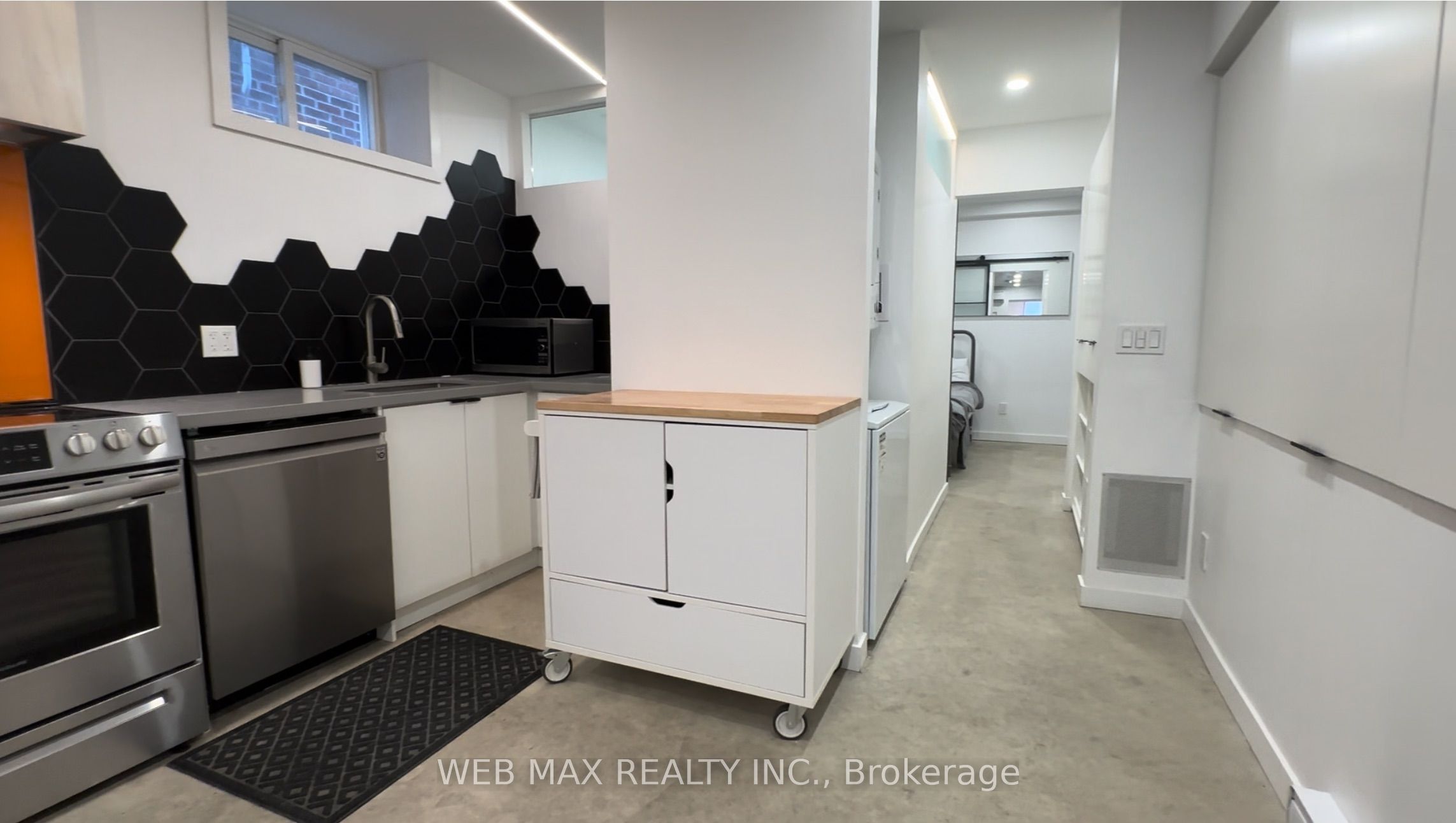 Unit 2 - 173 Milverton Boulevard, Toronto 5