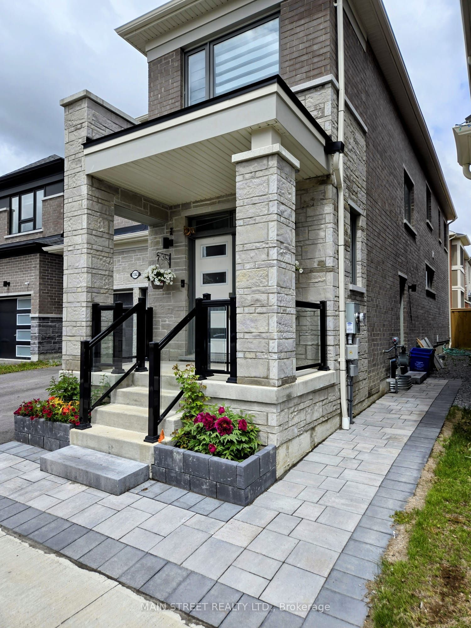Unit A - 1382 Stillmeadow Lane, Pickering 2