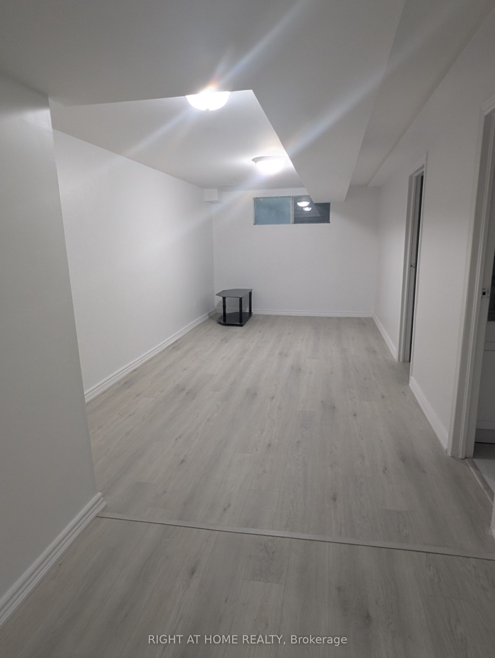 Unit Basement - 1373 Everton Street, Pickering 4