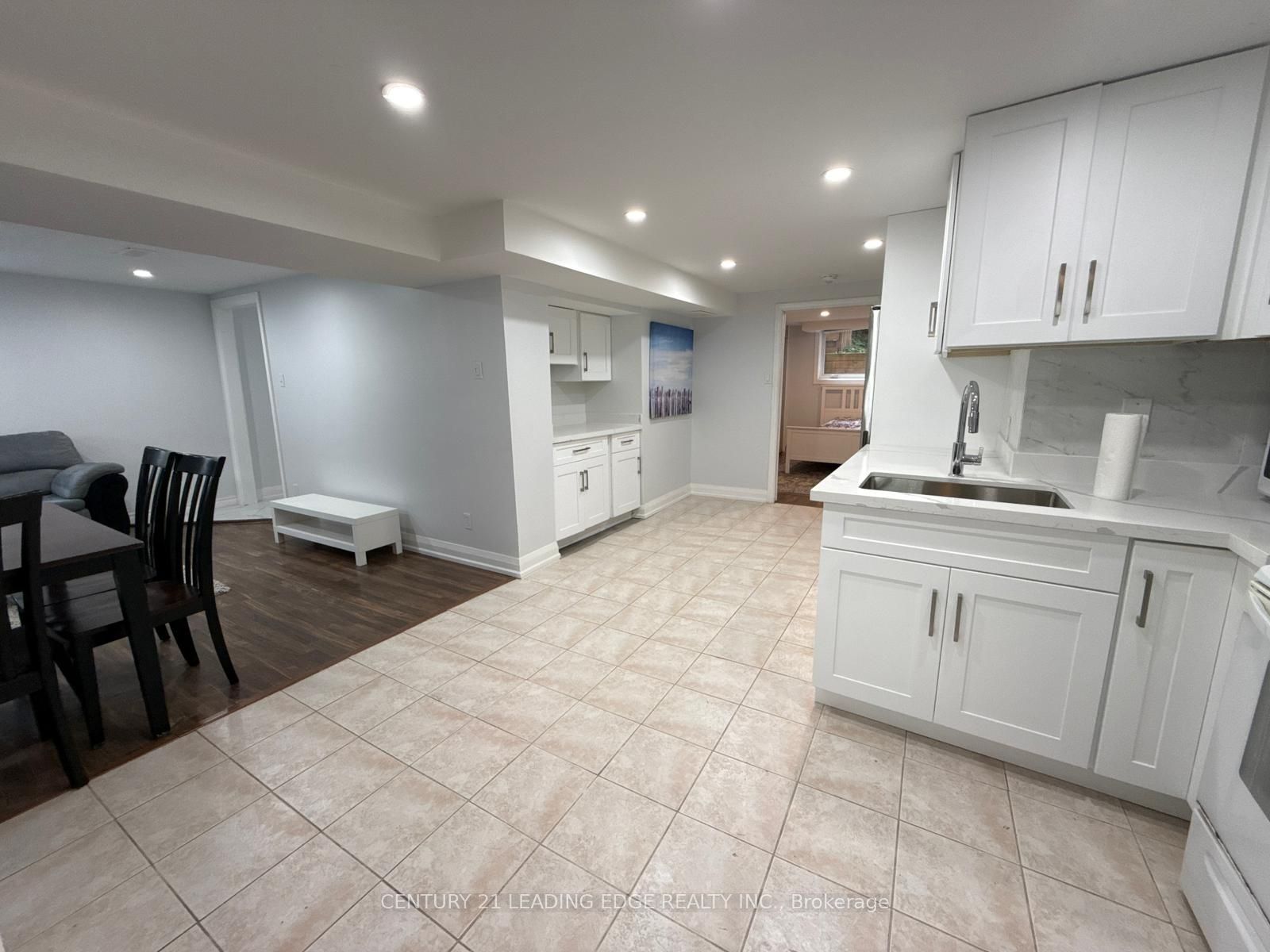 Unit Lower - 753 Glenforest Street, Oshawa 4