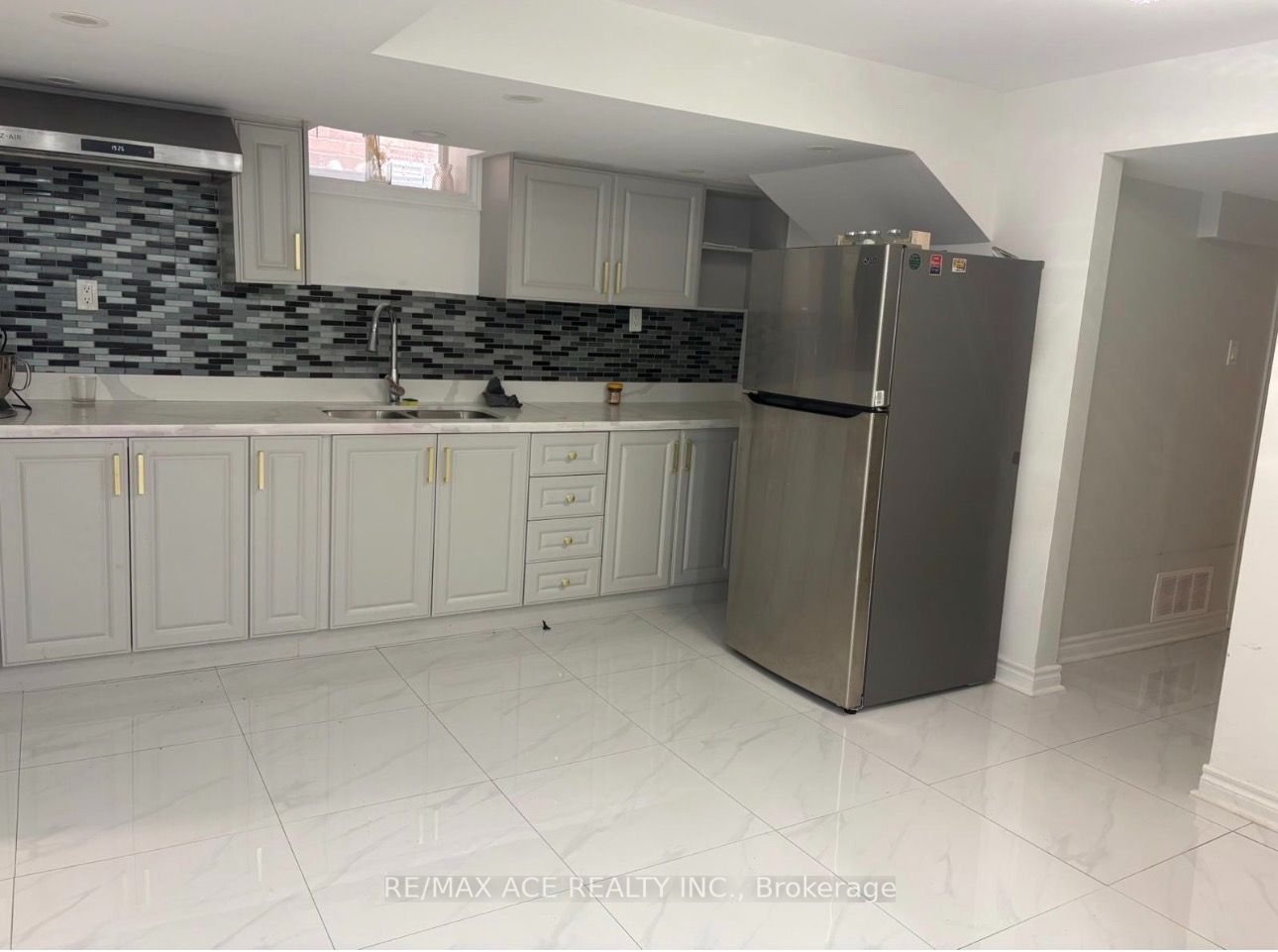 Unit Bsmt - 1851 Parkhurst Crescent, Pickering 5
