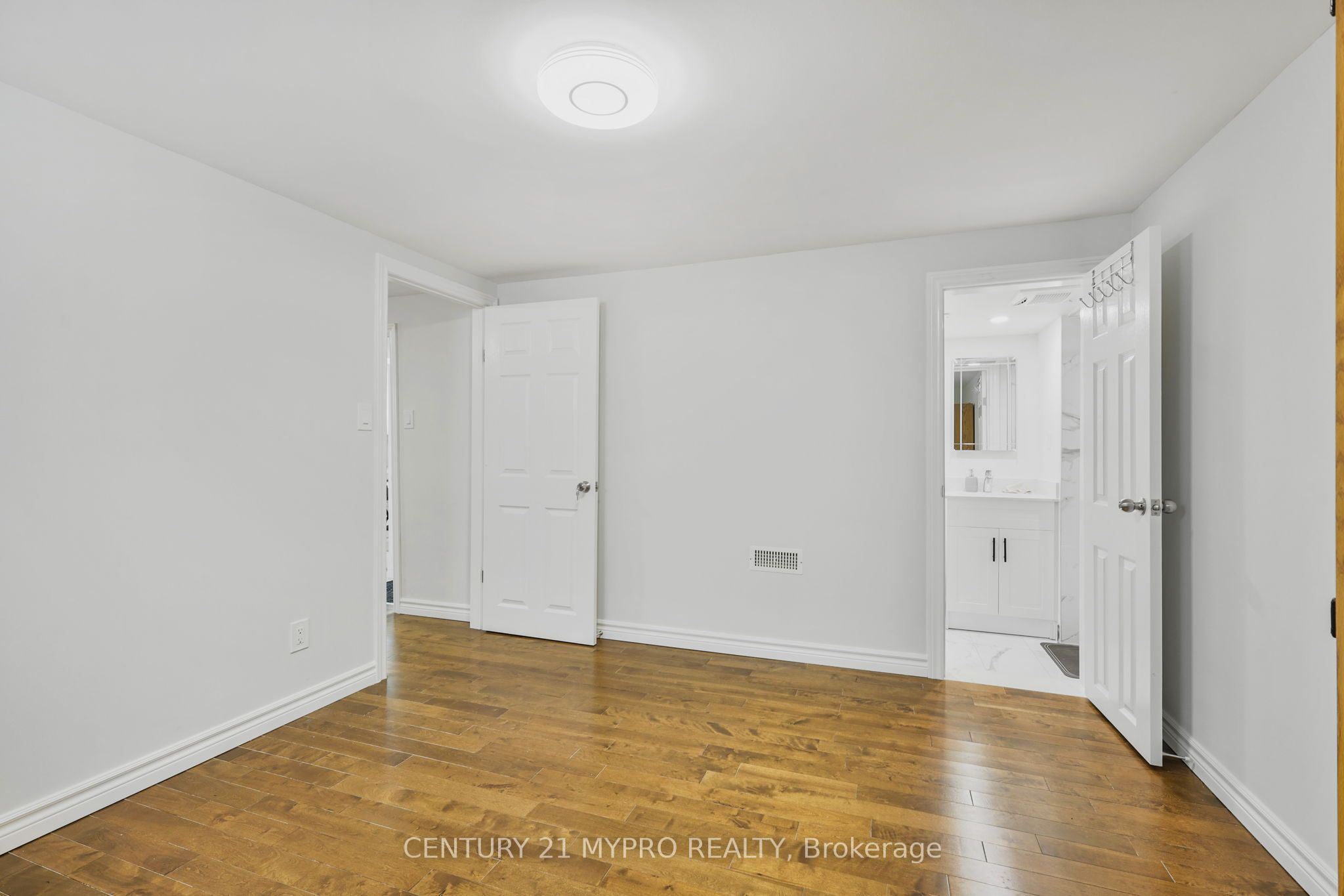 BSMT 351 Conant Street, Oshawa 2