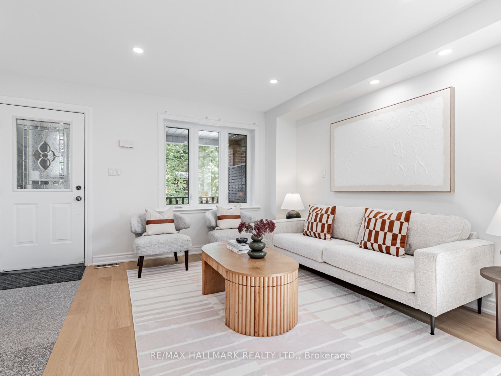 Unit Main - 8 Redwood Avenue, Toronto 4