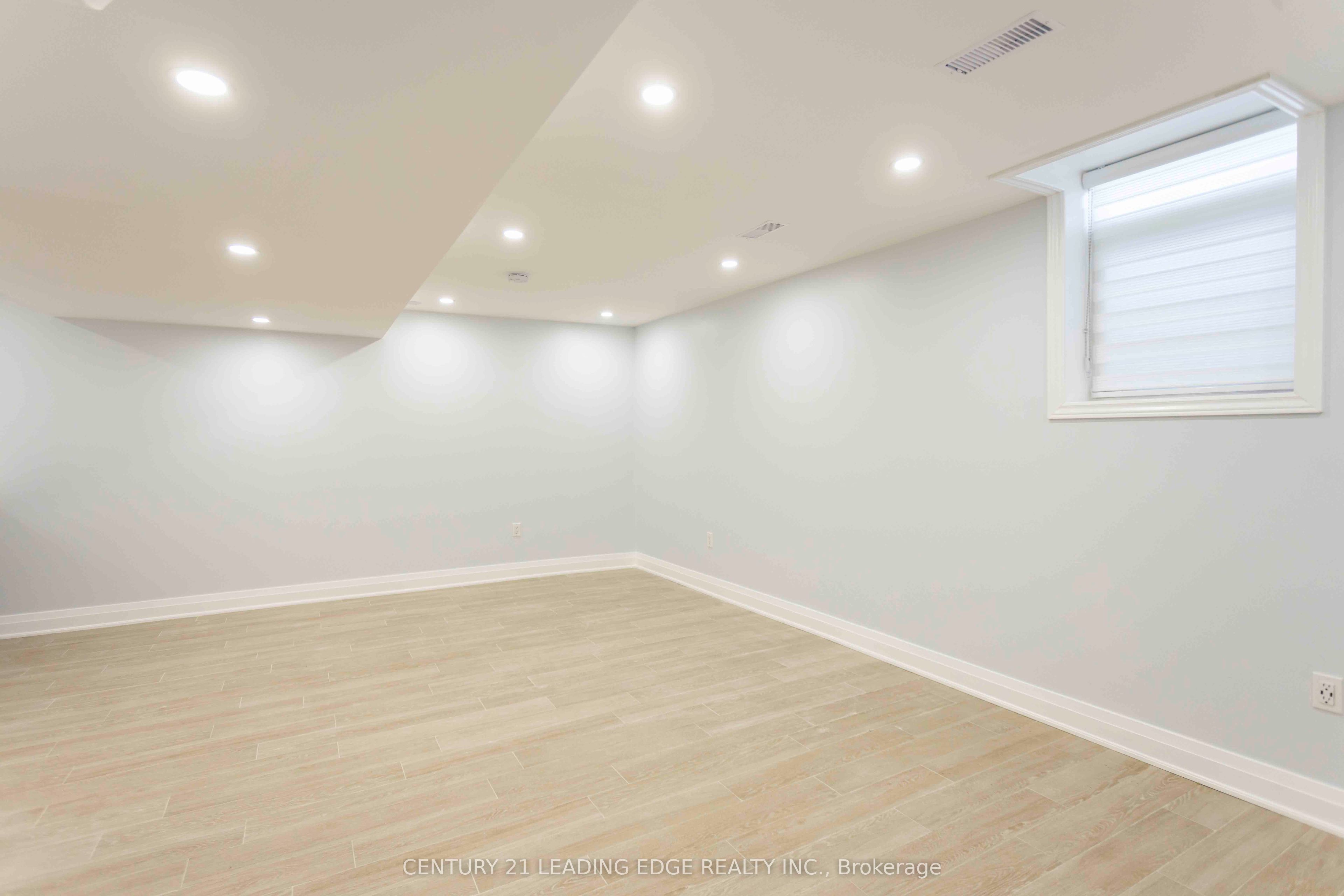 Unit Bsmt - 36 Oshea Crescent, Ajax 5
