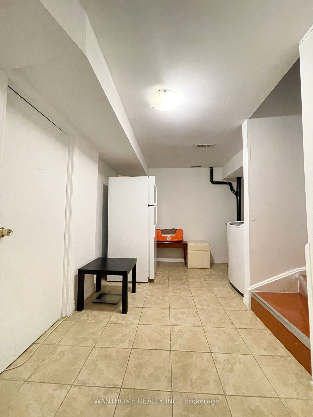 Unit Bsmt - 82 Maresfield Drive, Scarborough 4
