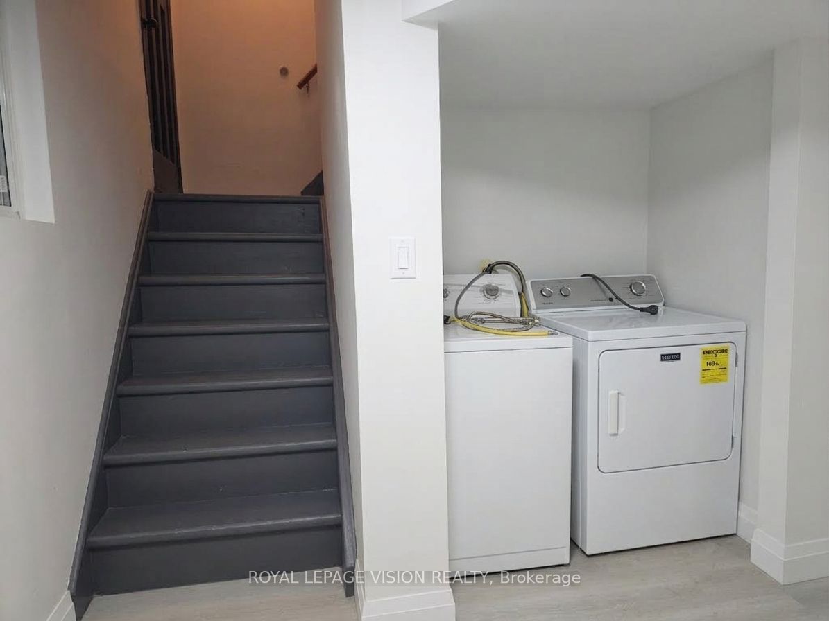 Unit Bsmt 2 - 706 Leaside Street, Pickering 5