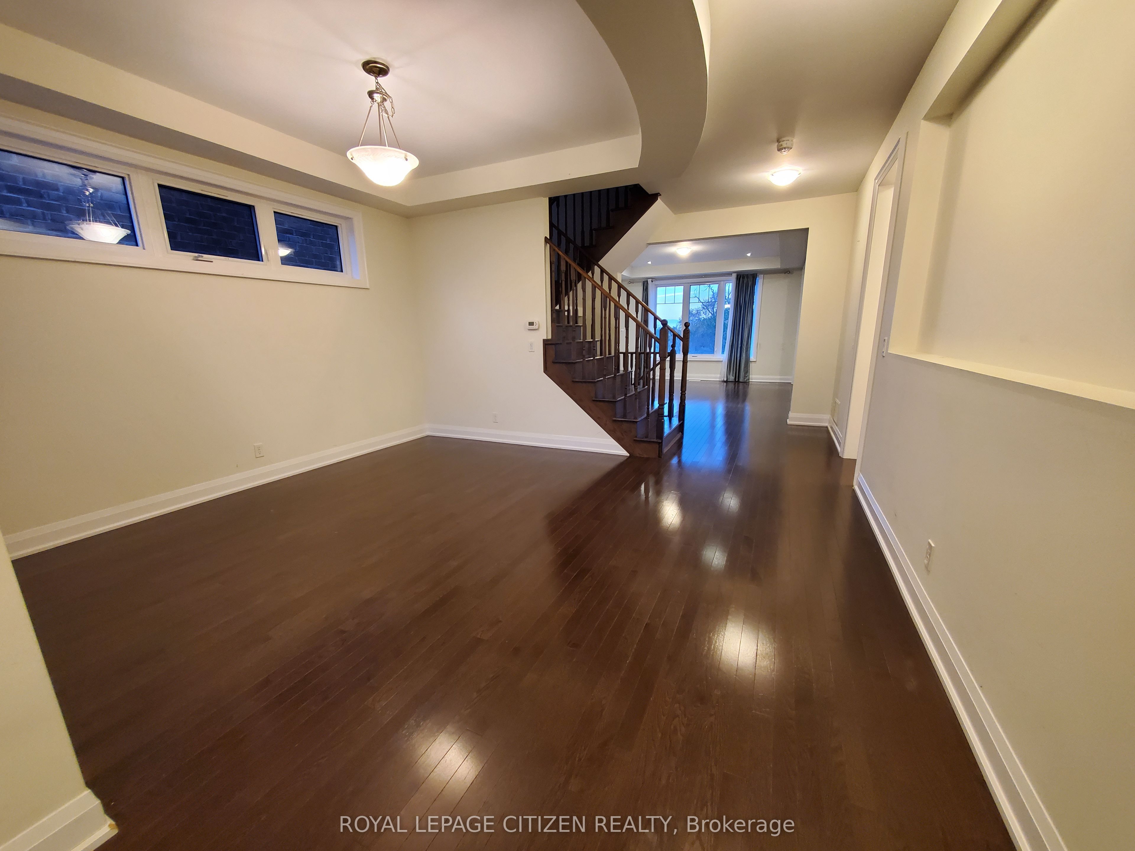 211 Symington Avenue, Oshawa 1