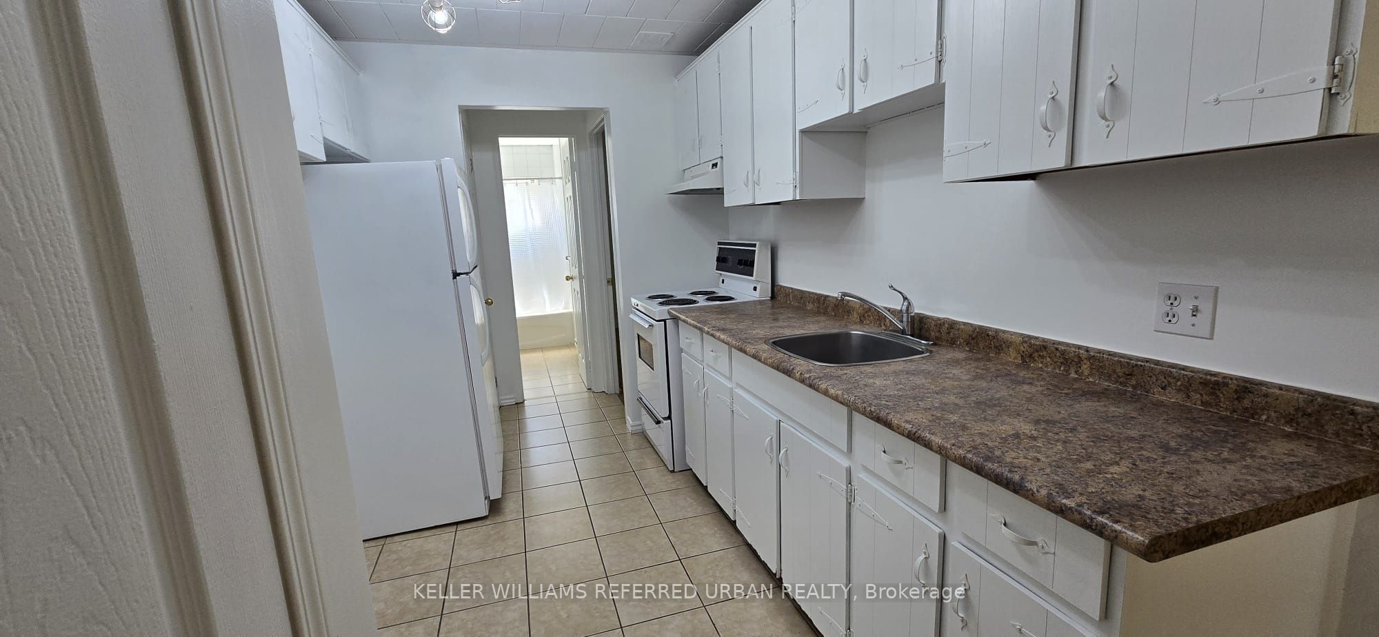Unit 6 - 303 Frontenac Avenue, Oshawa 5