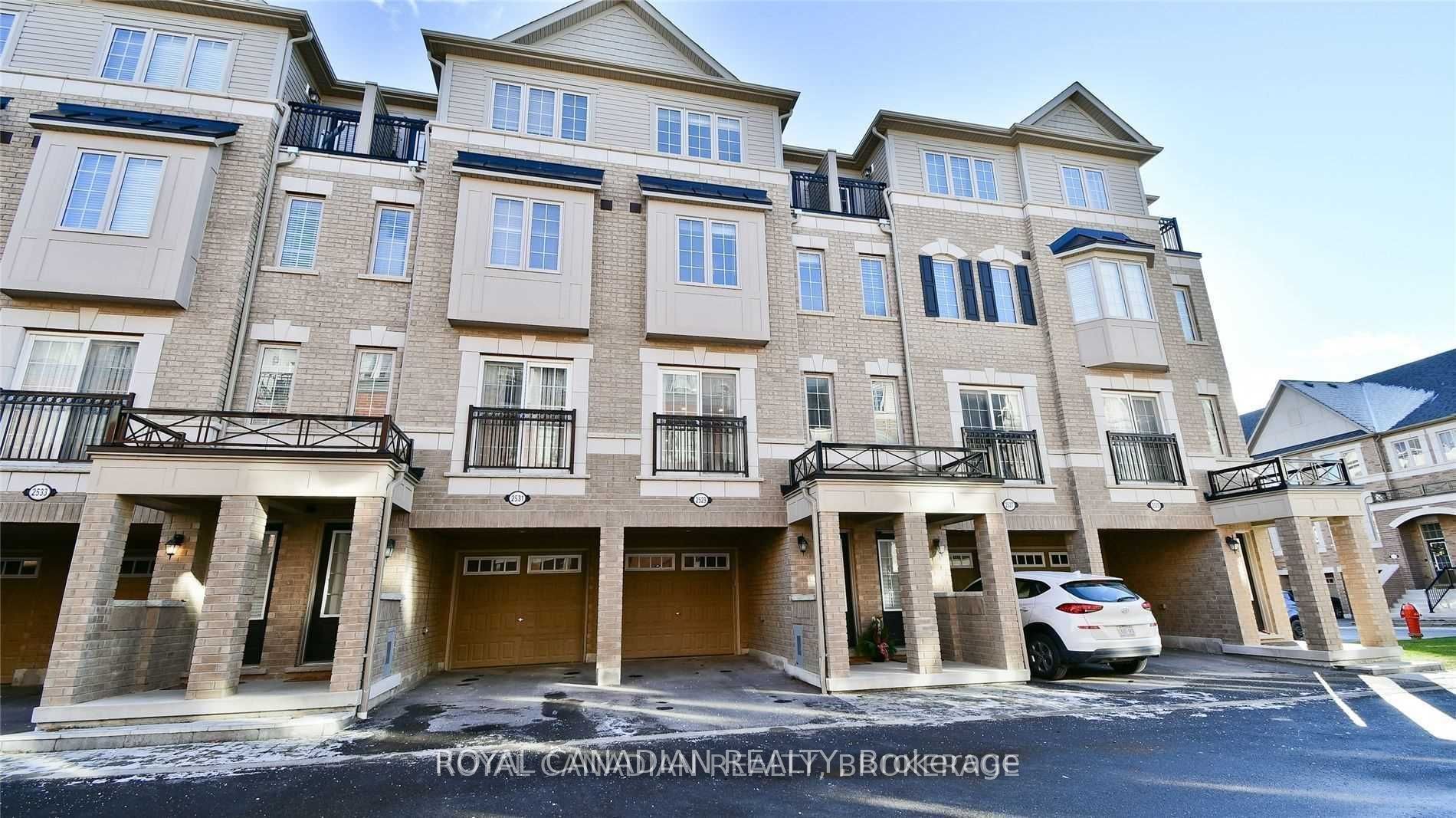 2529 Bromus Path, Oshawa 2