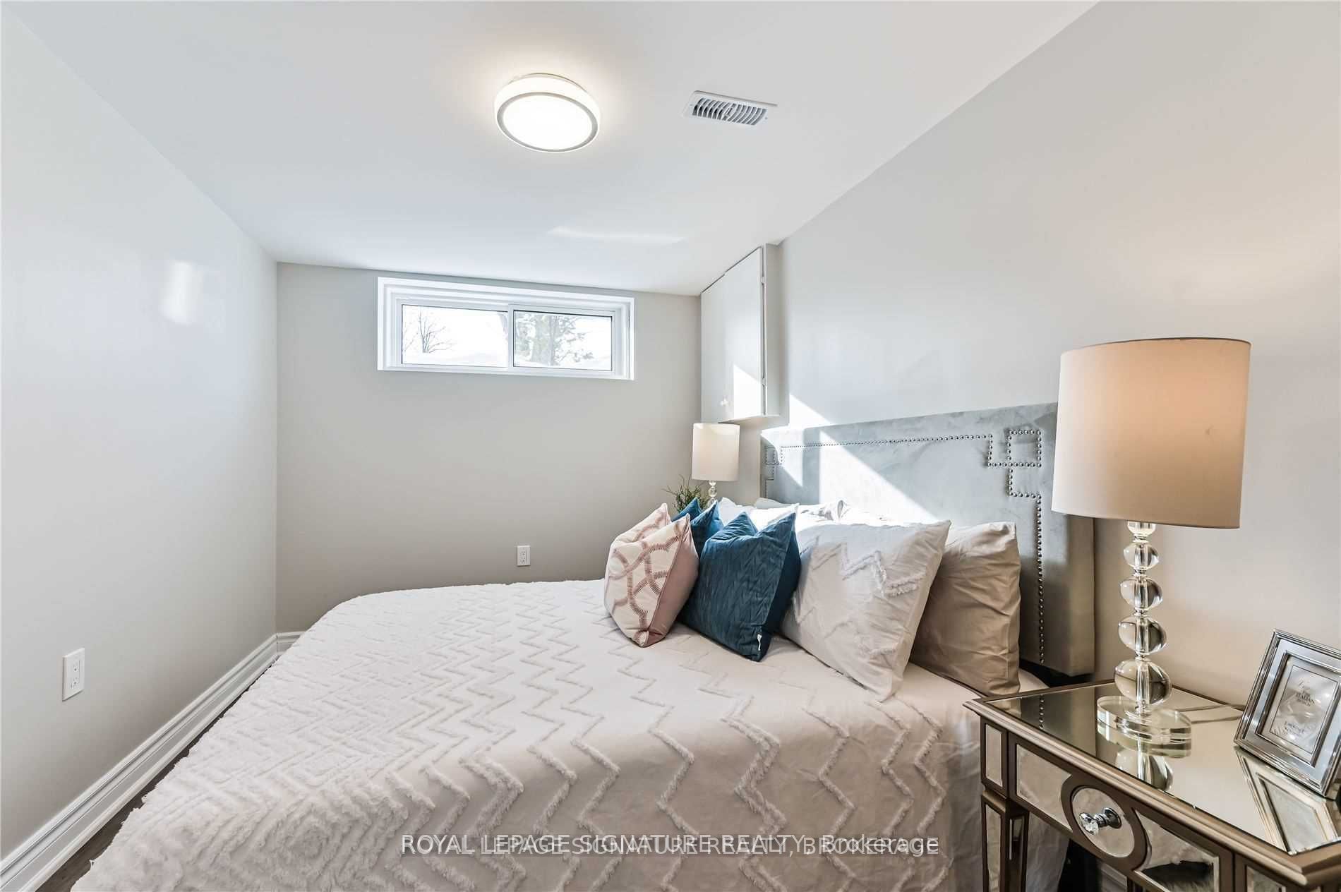 Unit Lower - 123 Bowman Avenue, Whitby 5