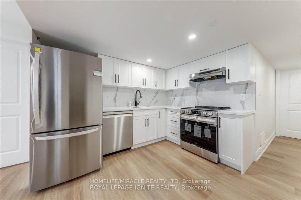 Unit Bsmt - 1006 Pelican Trail, Pickering 2