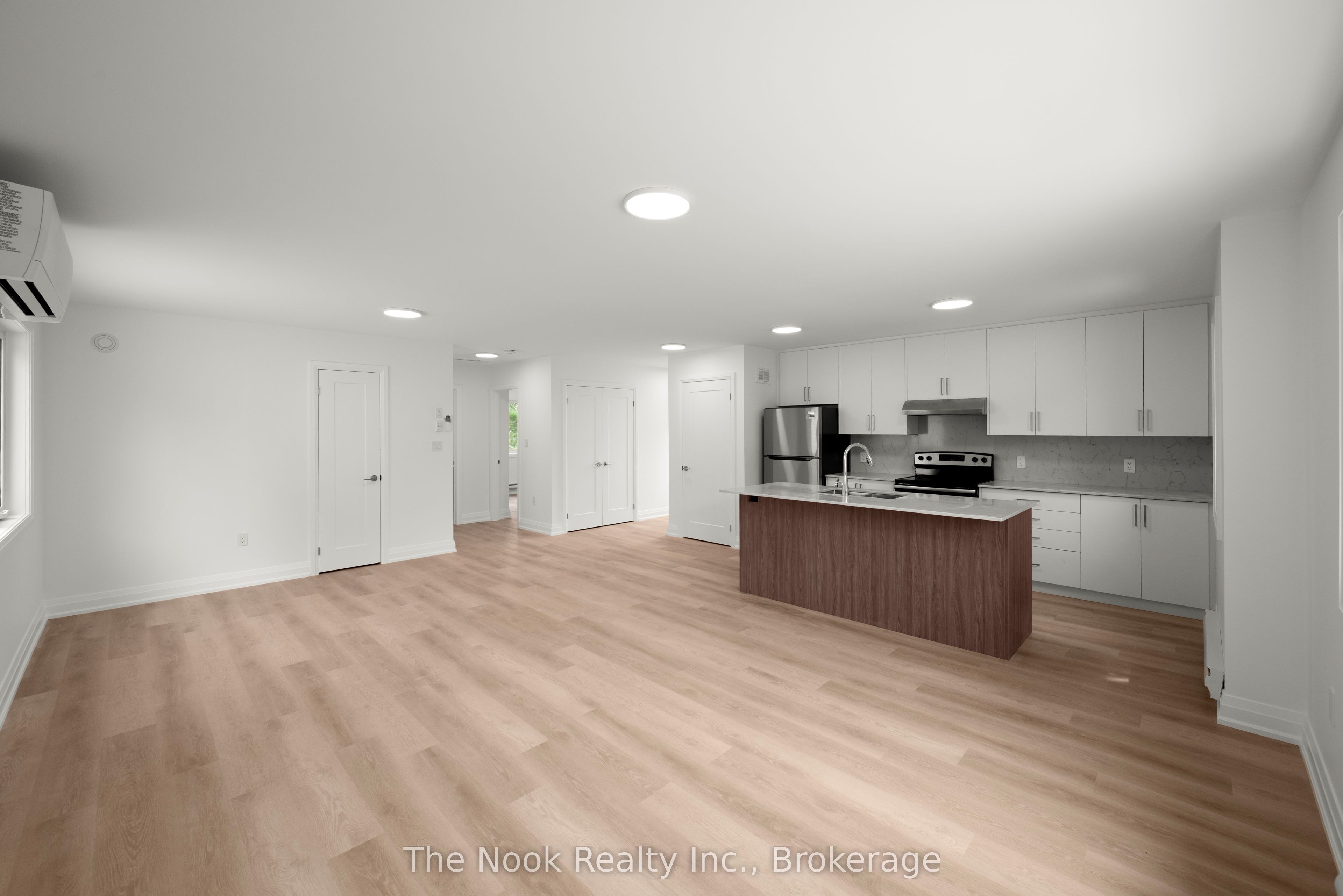 Unit 2 - 403 Thornton Road N, Oshawa 5
