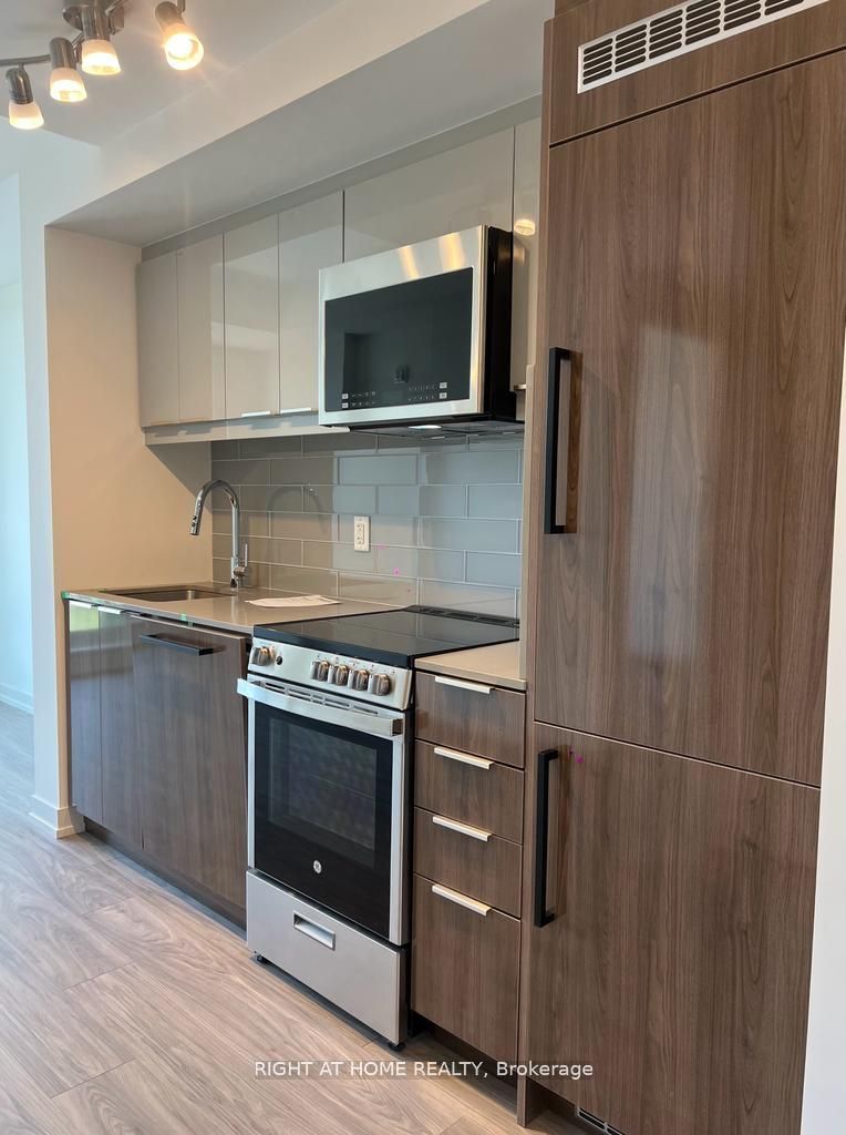 Unit 1010 - 90 GLEN EVEREST Road, Scarborough 2