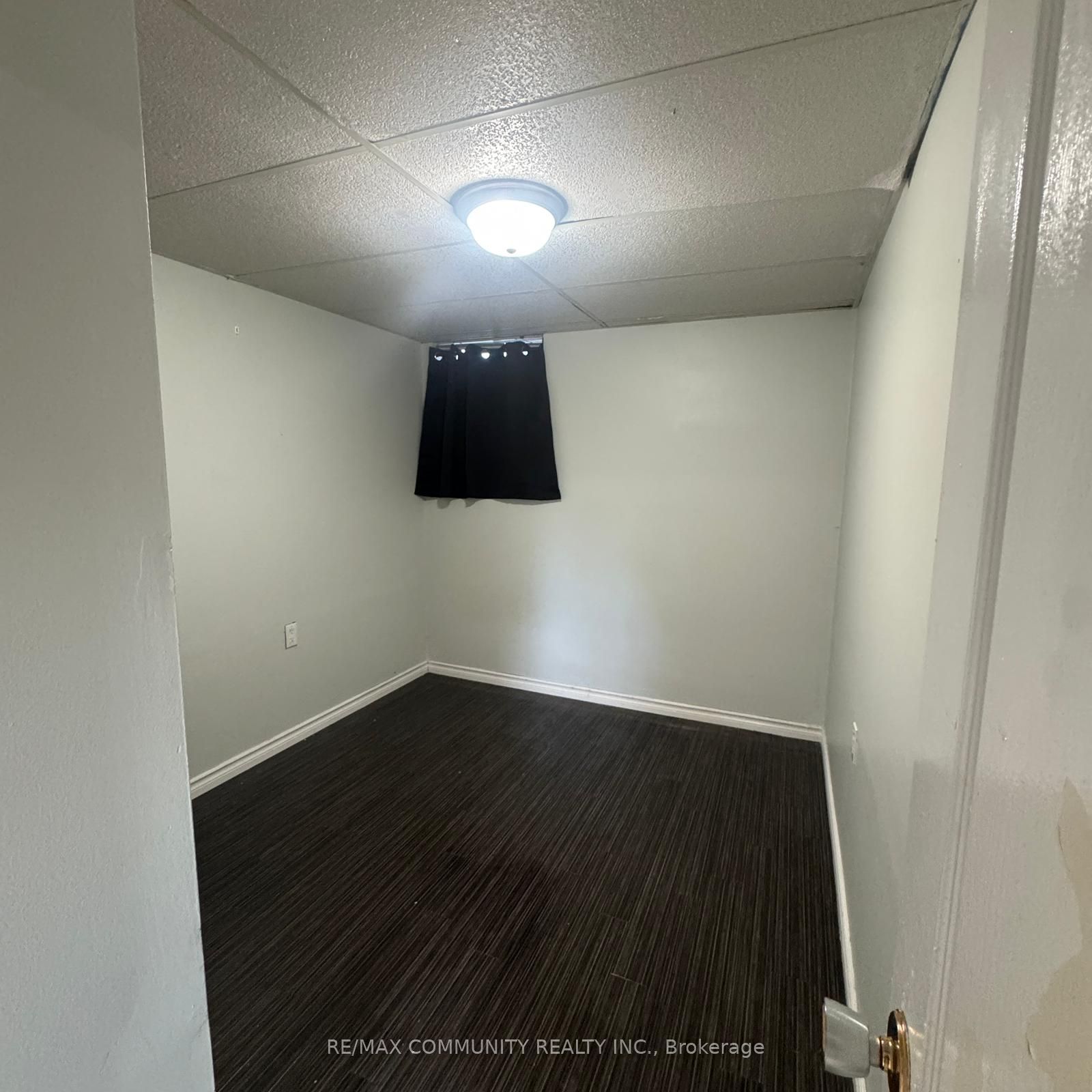 Unit Basement - 108 Ontario Street, Clarington 4