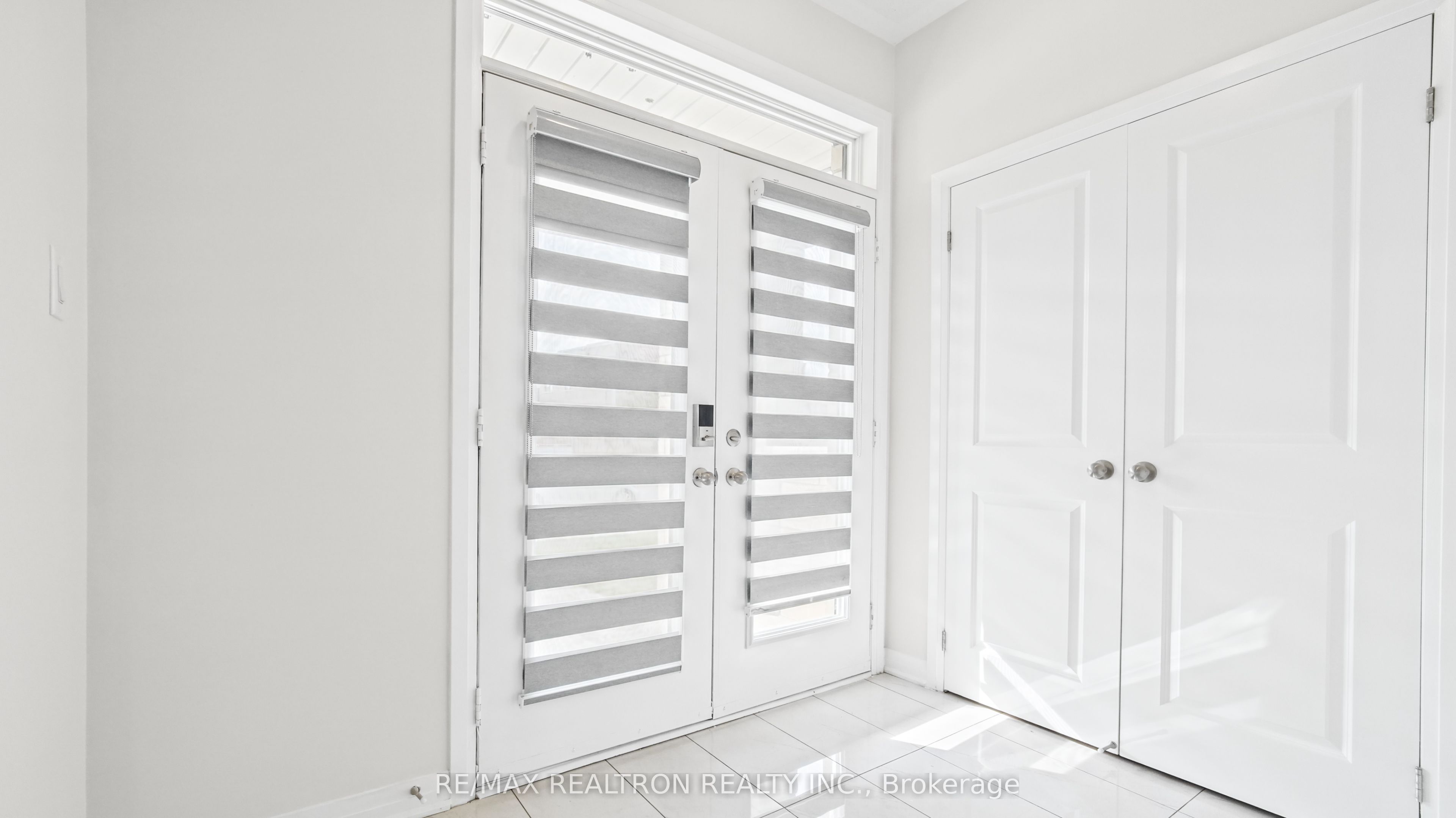 123 Yacht Drive, Clarington 5