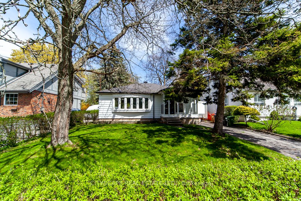 165 Harewood Ave, Scarborough, Ontario M1M2S1 For Sale HouseSigma