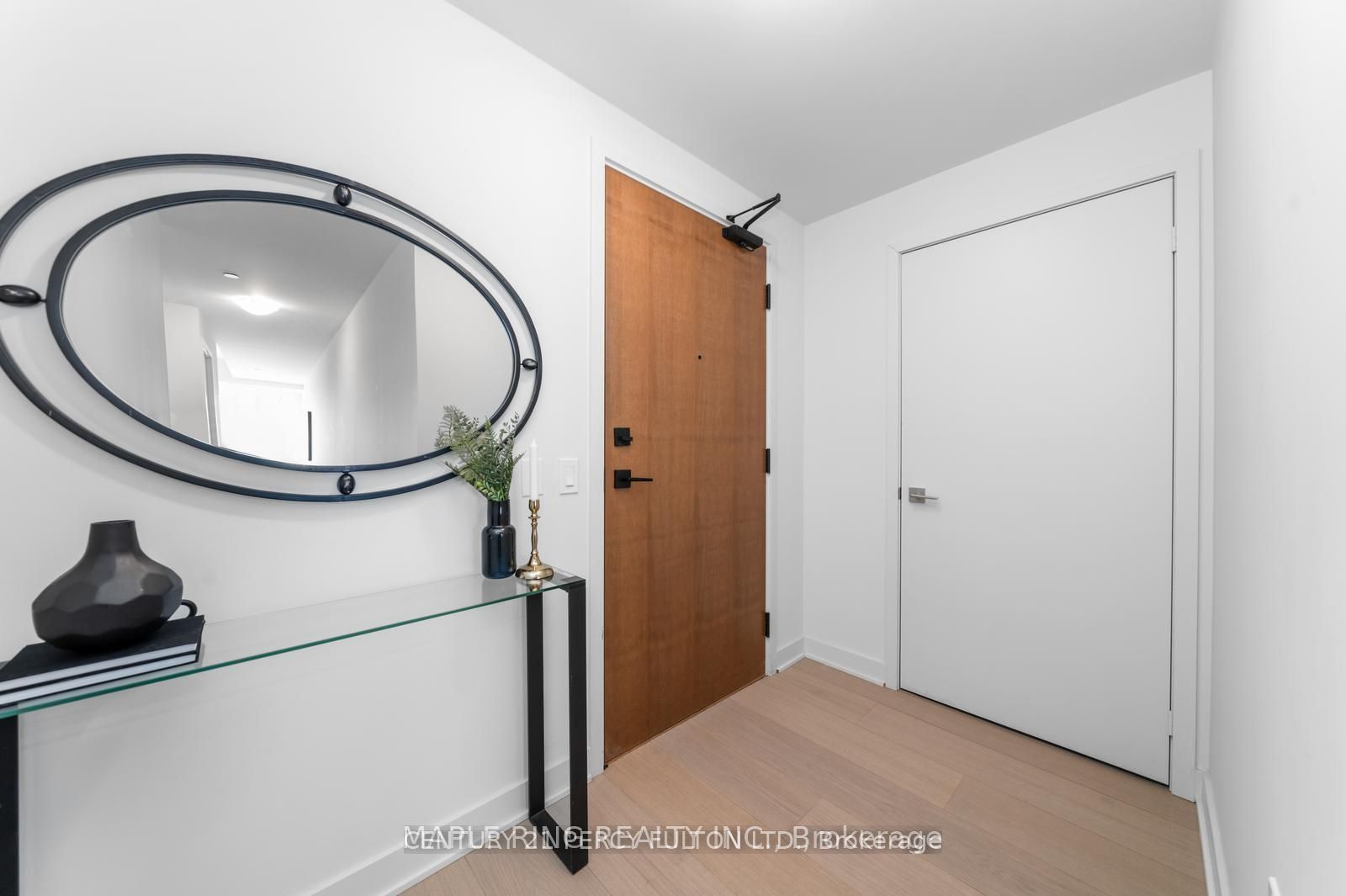 Unit 1911 - 2920 Highway 7 Road, Vaughan 2