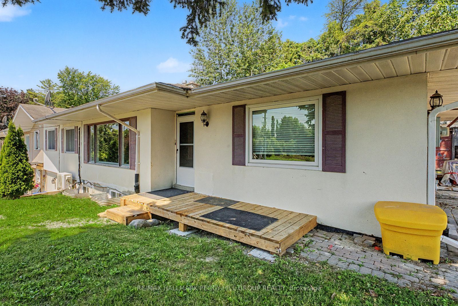 Unit Upper - 2496 8 Line, Bradford West Gwillimbury 2