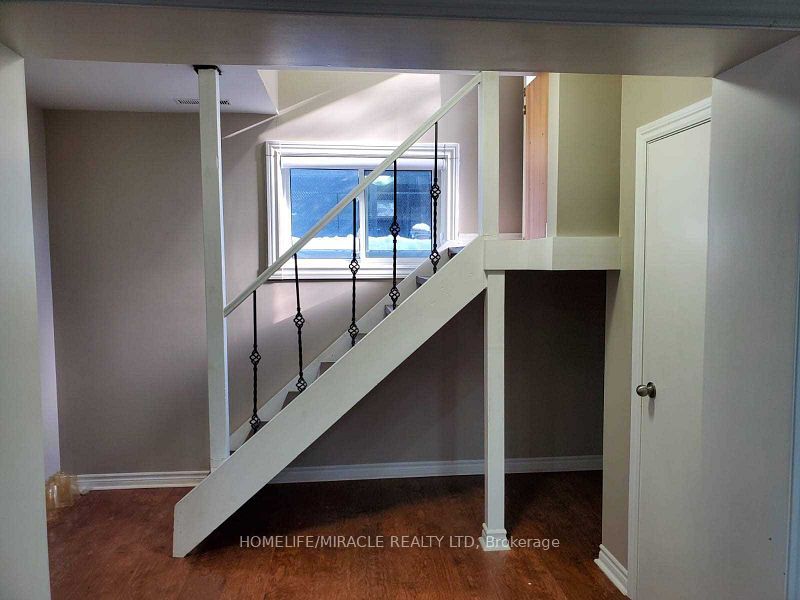 Unit Basement - 59 Centre Road, Uxbridge 4