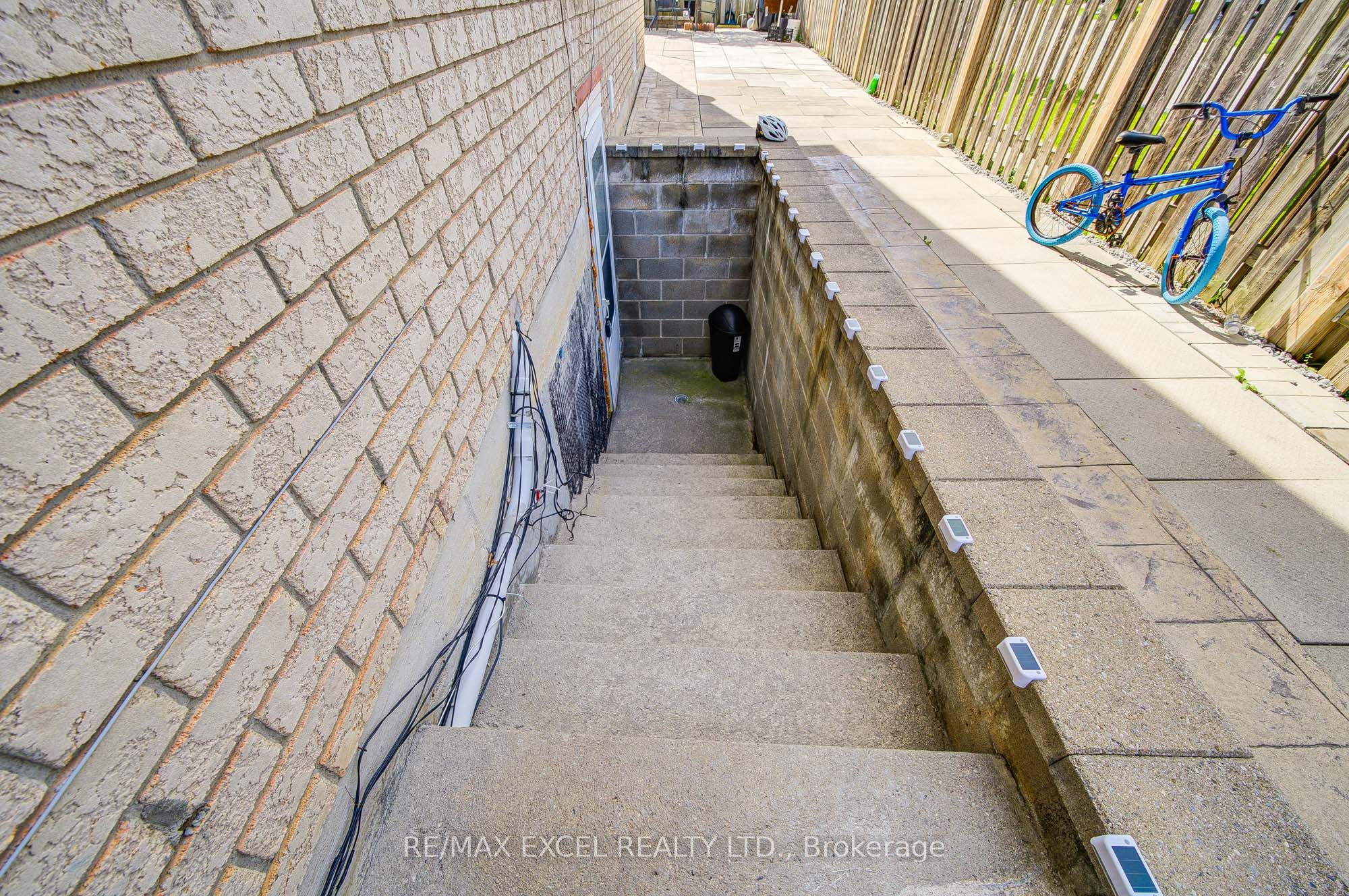 Unit BASEMENT - 13 Hepburn Street, Markham 4