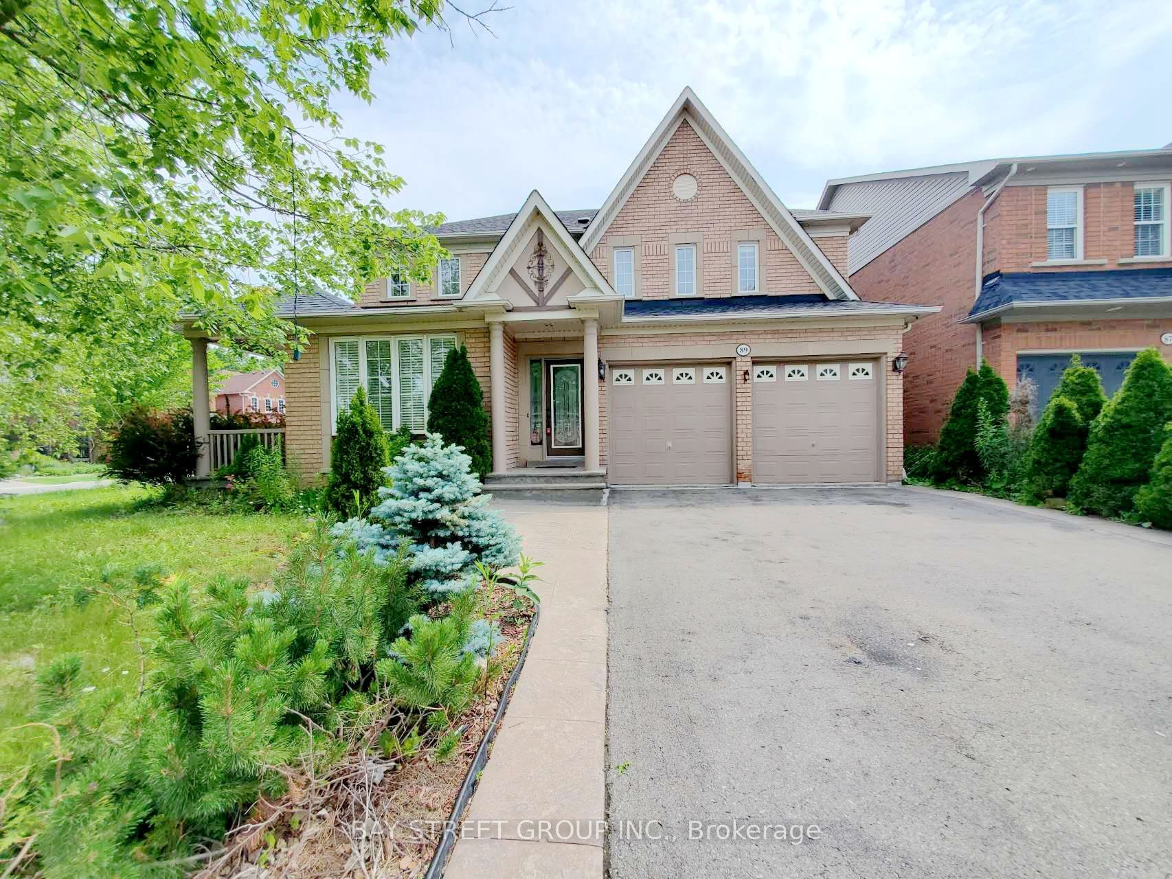 89 Skywood Drive, Richmond Hill 2
