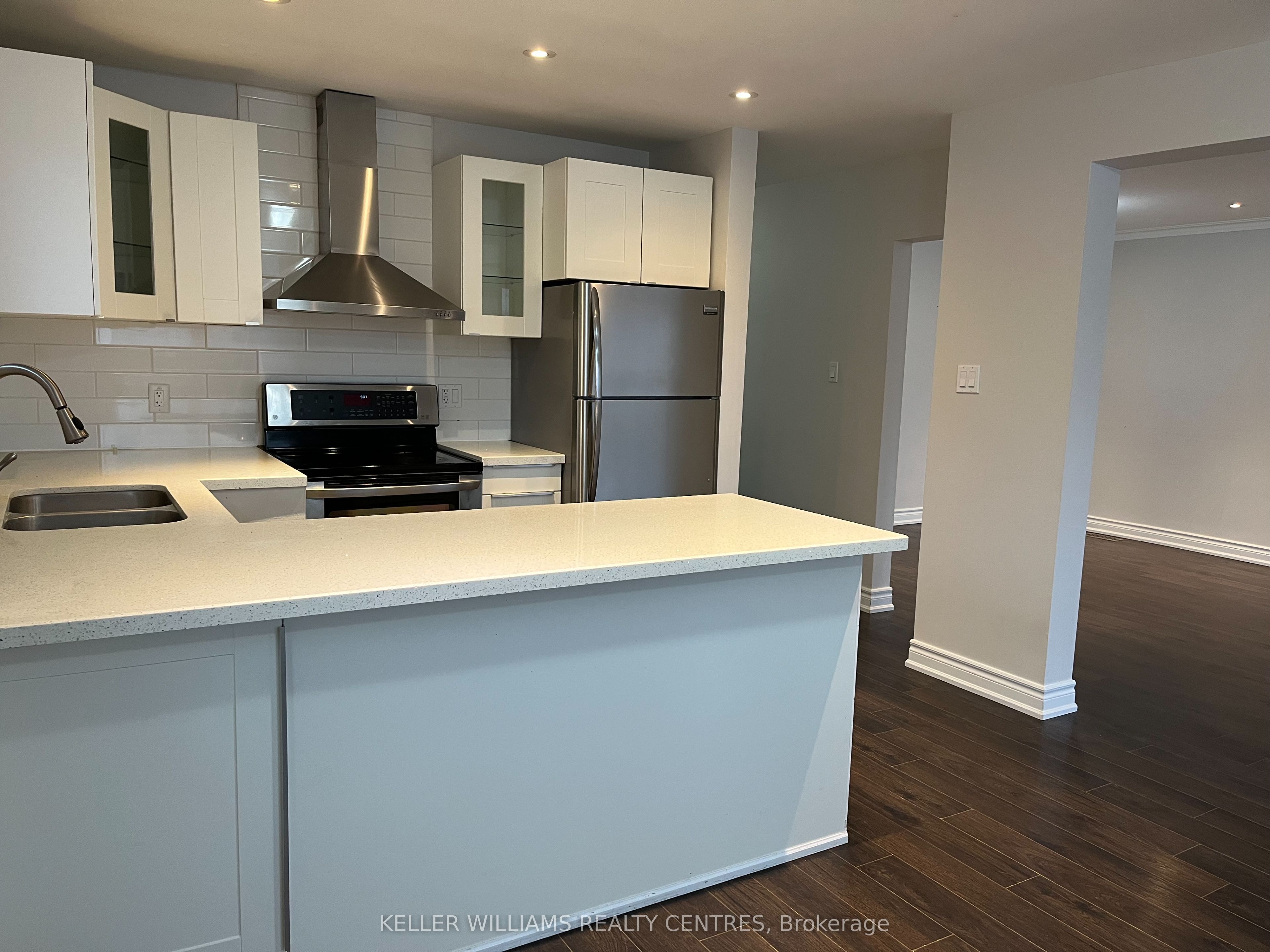 Unit Upper - 211 Silverbirch Drive, Newmarket 4