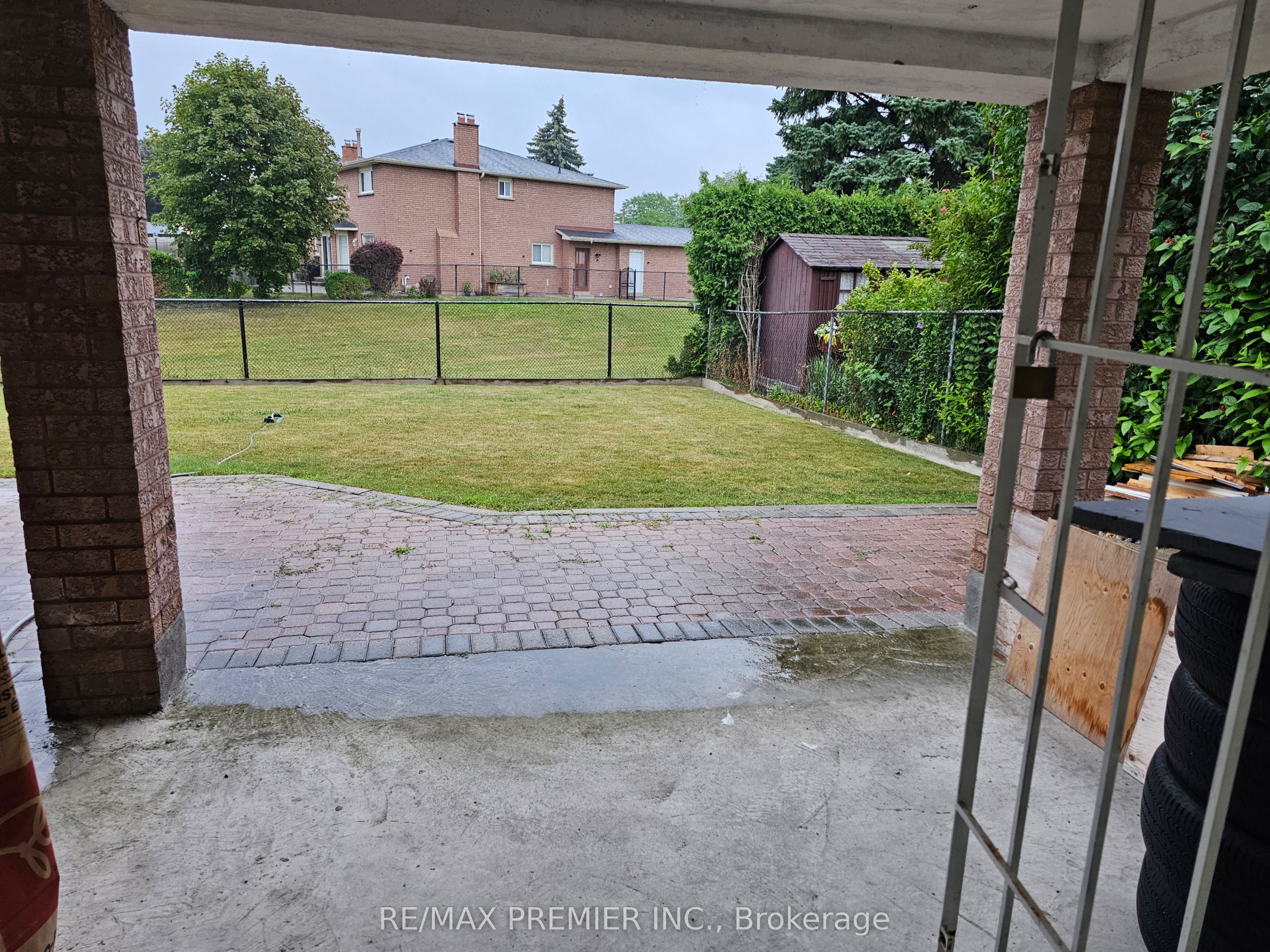Unit B-Basement - 16 Vineyard Court, Vaughan 4