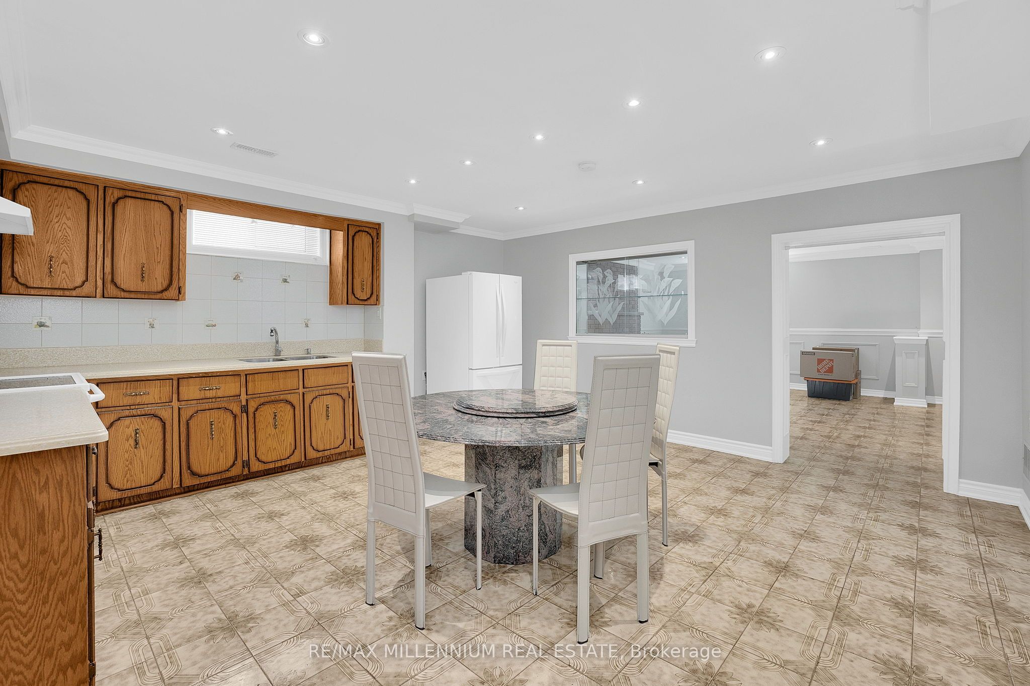 Unit Lower - 99 Willis Road, Vaughan 5