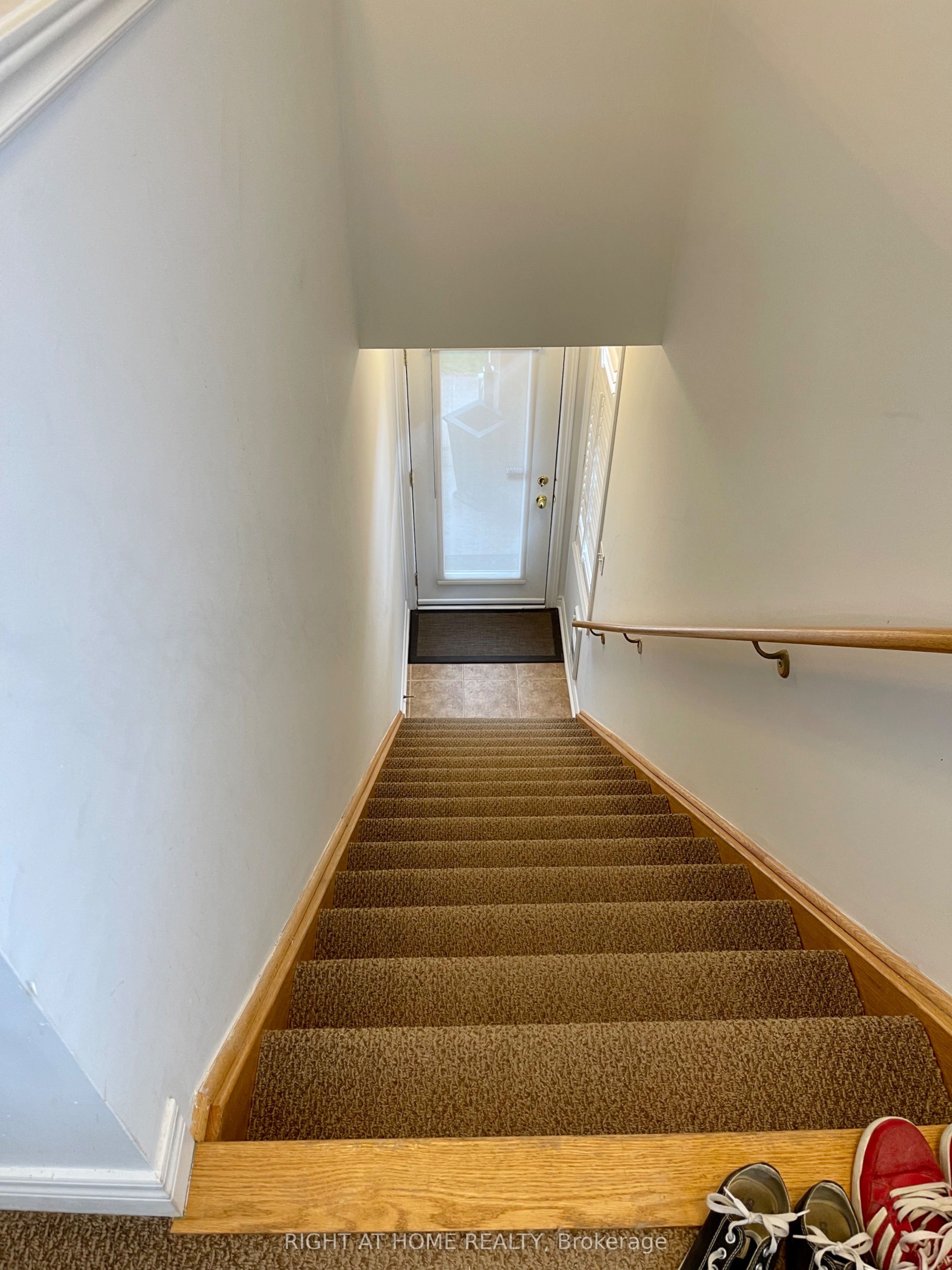 Unit A - 2933 Bur Oak Avenue, Markham 2
