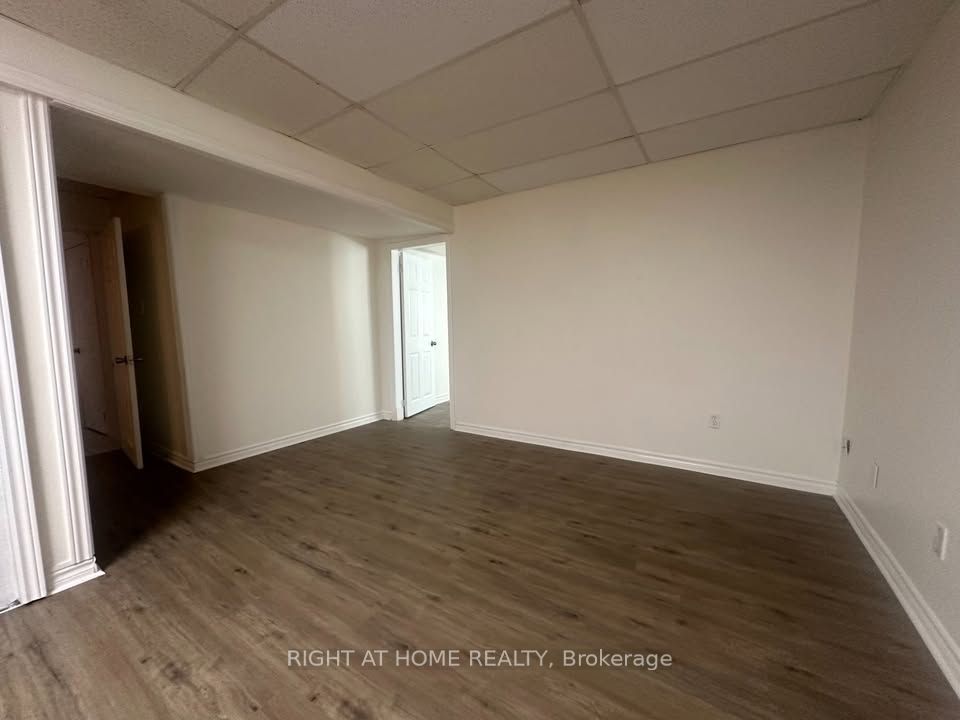Unit Basement - 821 10th Line, Innisfil 3