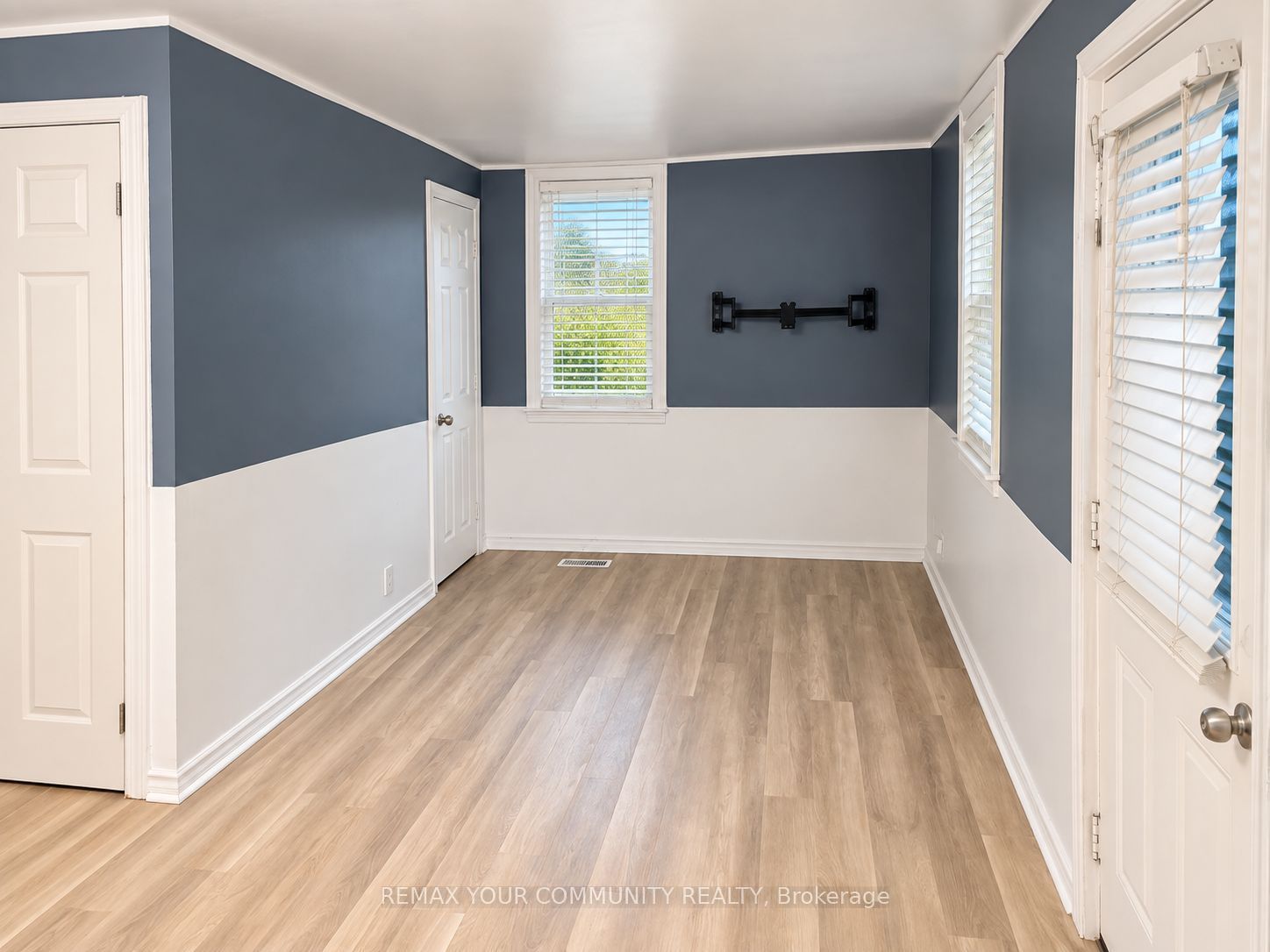 567 Granby Place, Newmarket 5