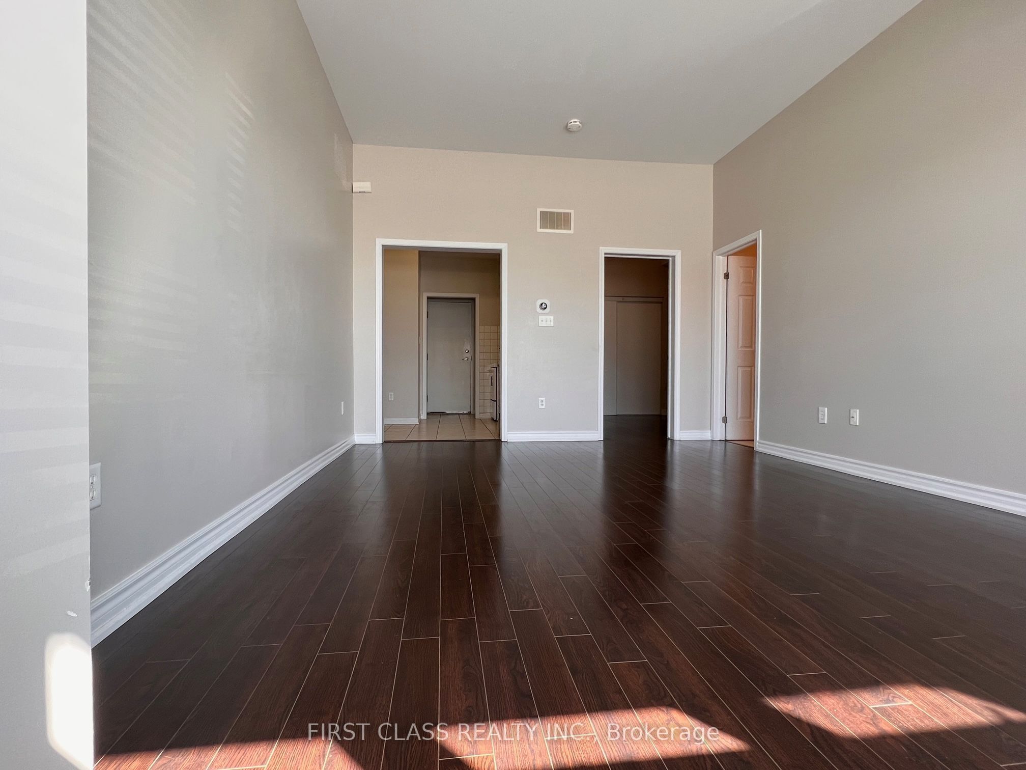 Unit 2 - 3038 Bur Oak Avenue, Markham 4