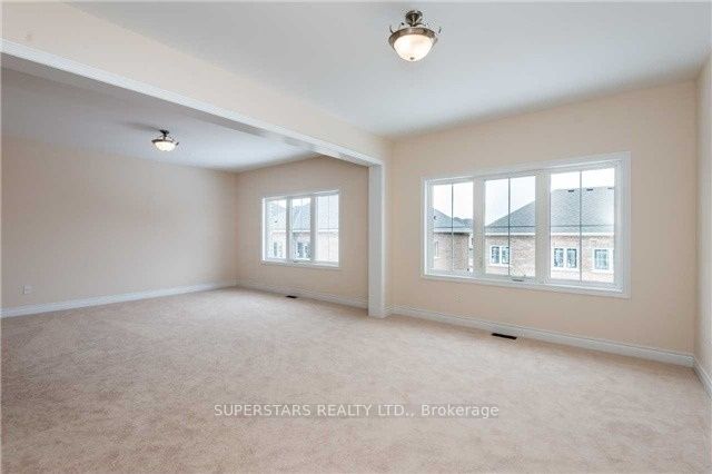 58 Ken Sinclair Crescent, Aurora 4