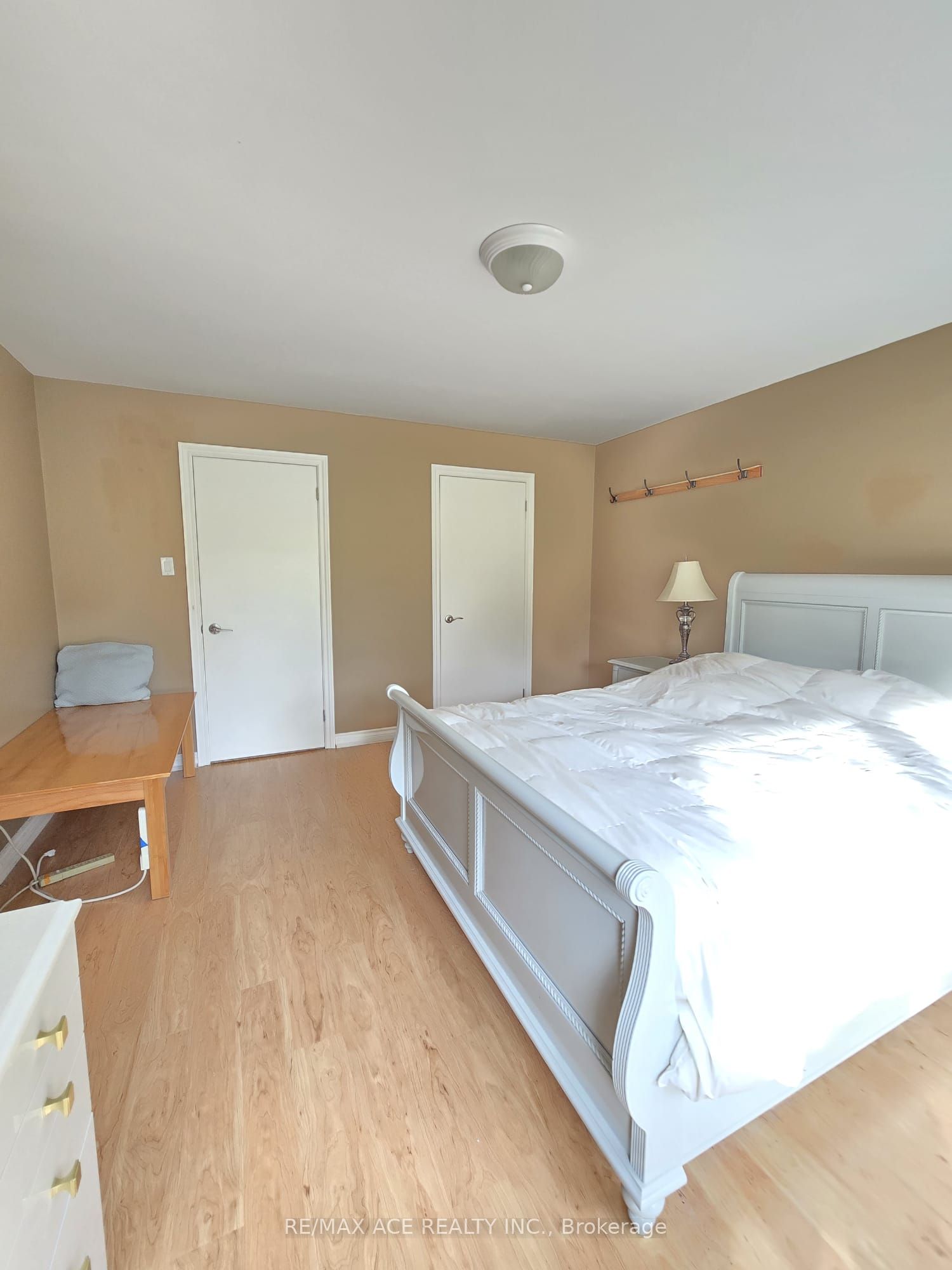 Unit Lower - 5 Island Court, Whitchurch-Stouffville 3