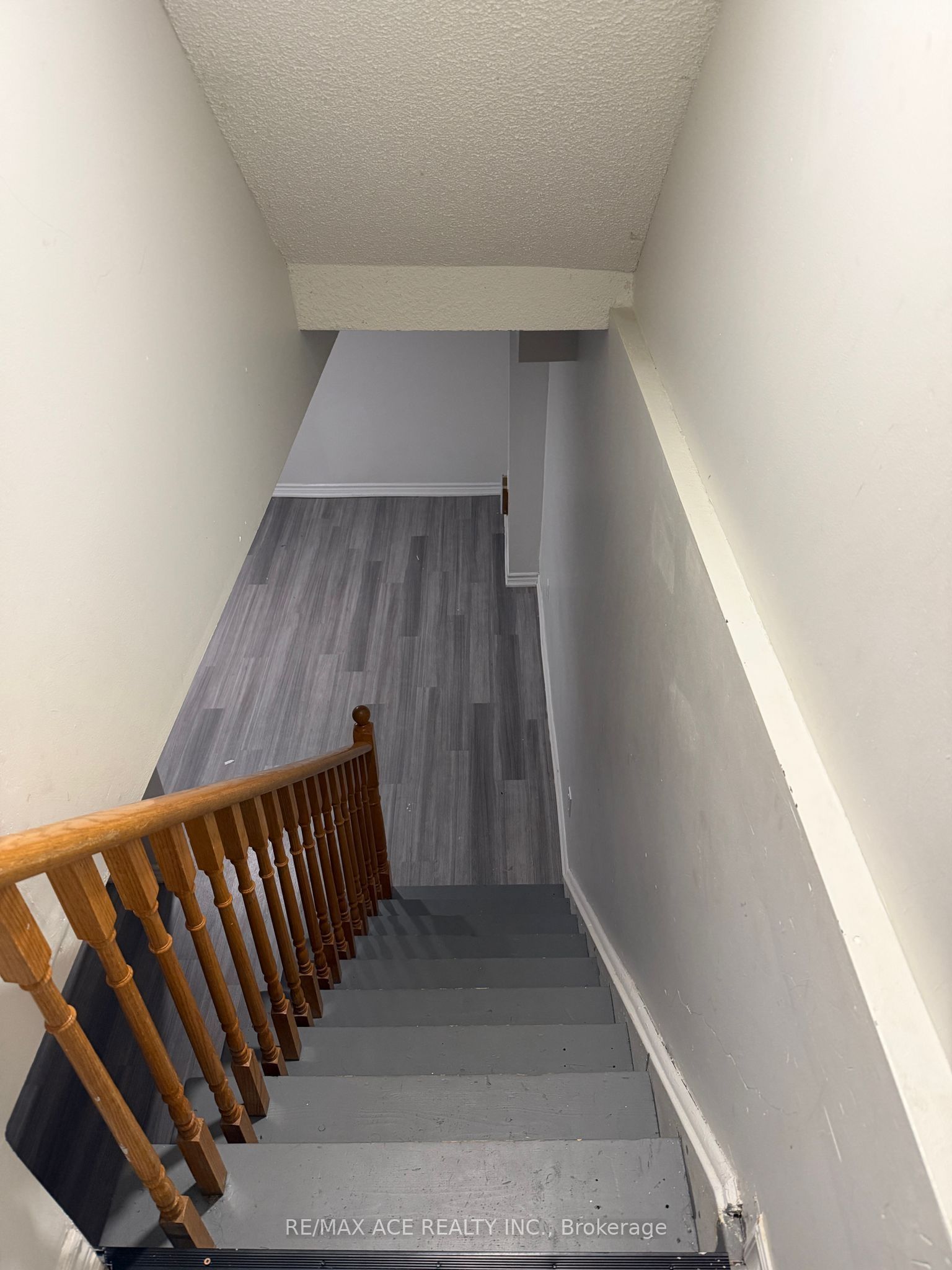 Unit Bsmt - 106 Tara Crescent, Markham 3