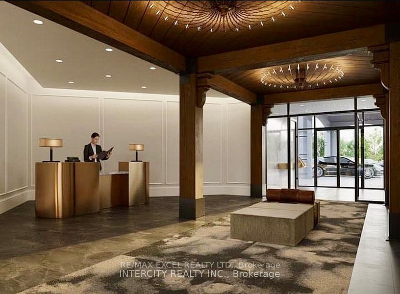 Unit 426 - 2075 King Road, King 4